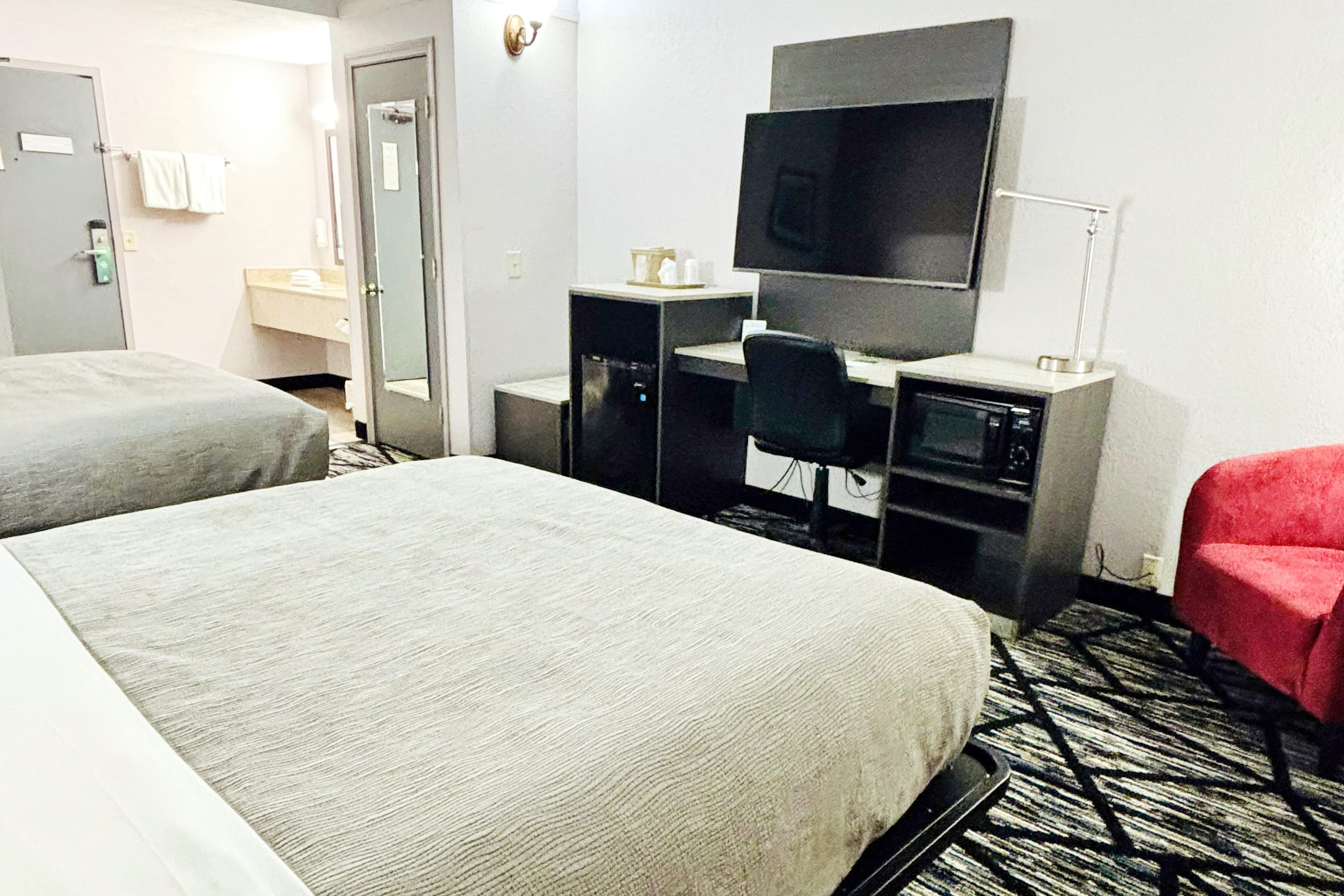 Quality Inn Raynham - Taunton — 8