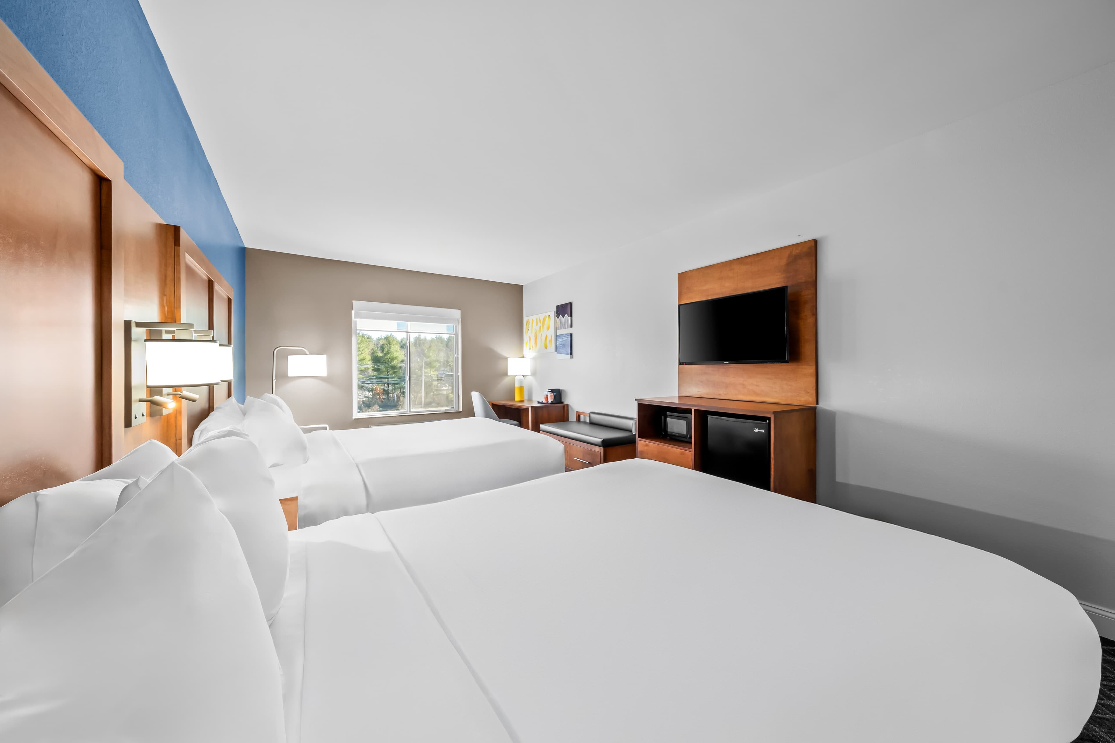 Comfort Inn & Suites Plainville-Foxboro — 14