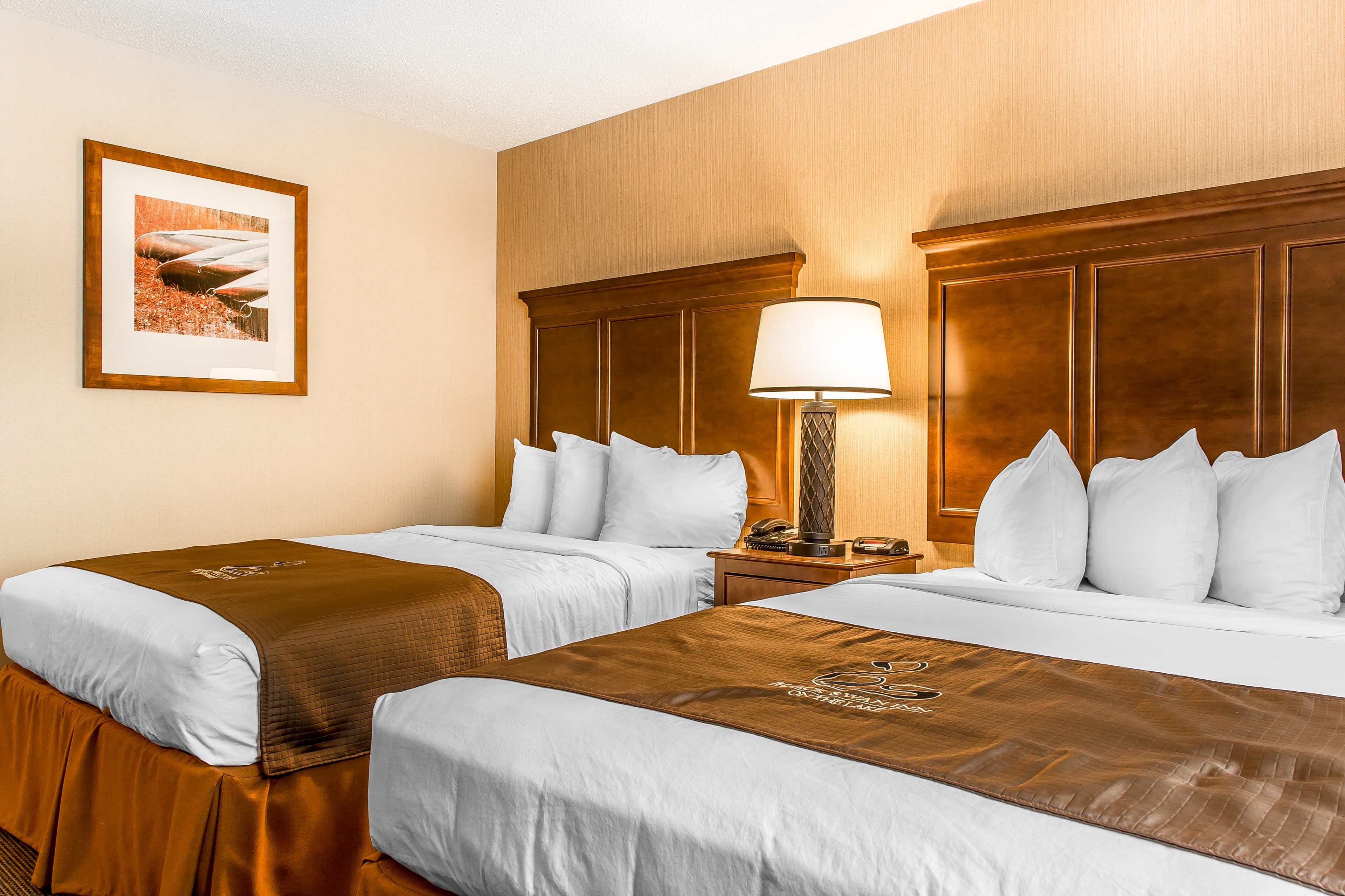 The Black Swan Lee - Lenox, an Ascend Collection Hotel — 8