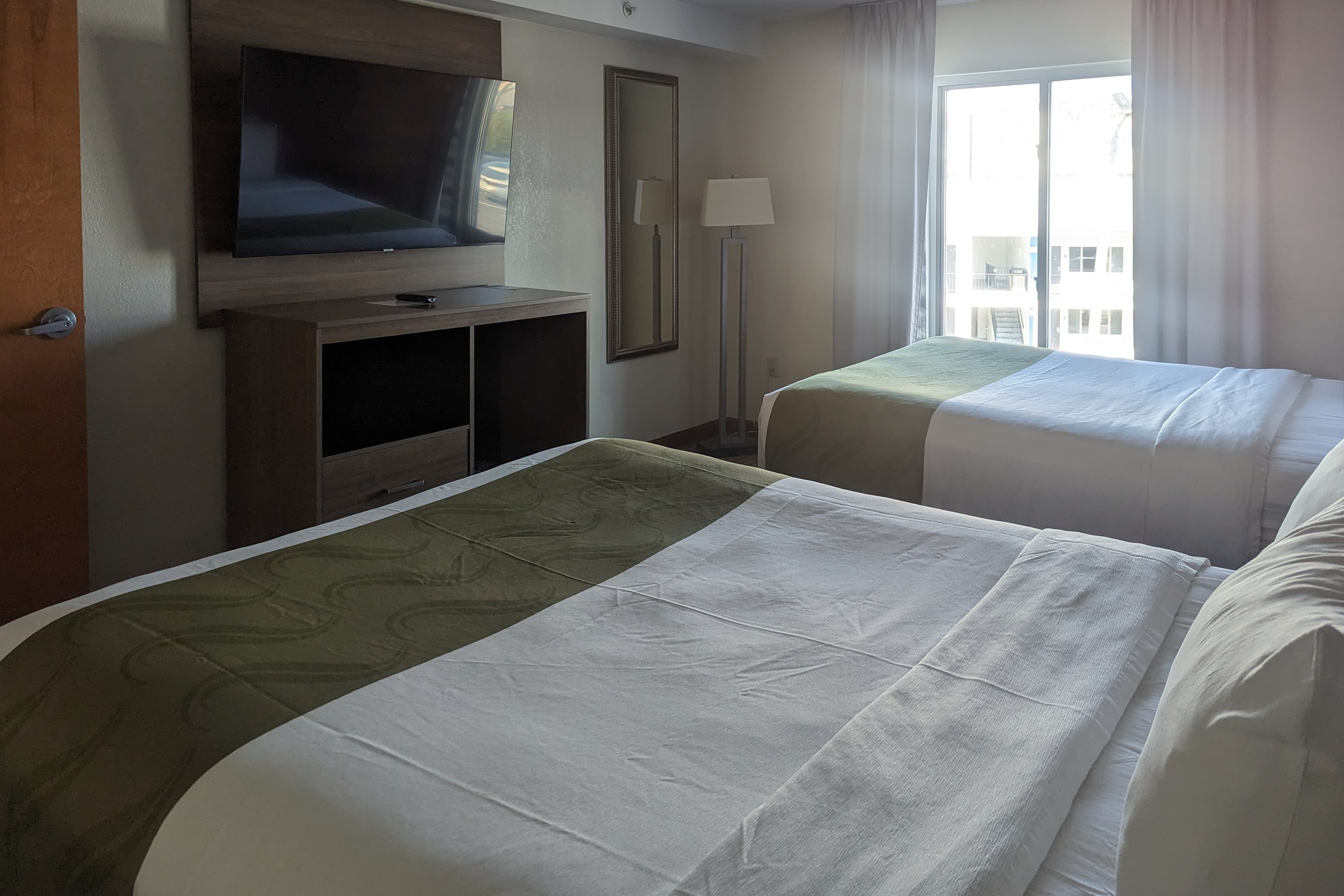 Quality Inn & Suites Northampton- Amherst — 12