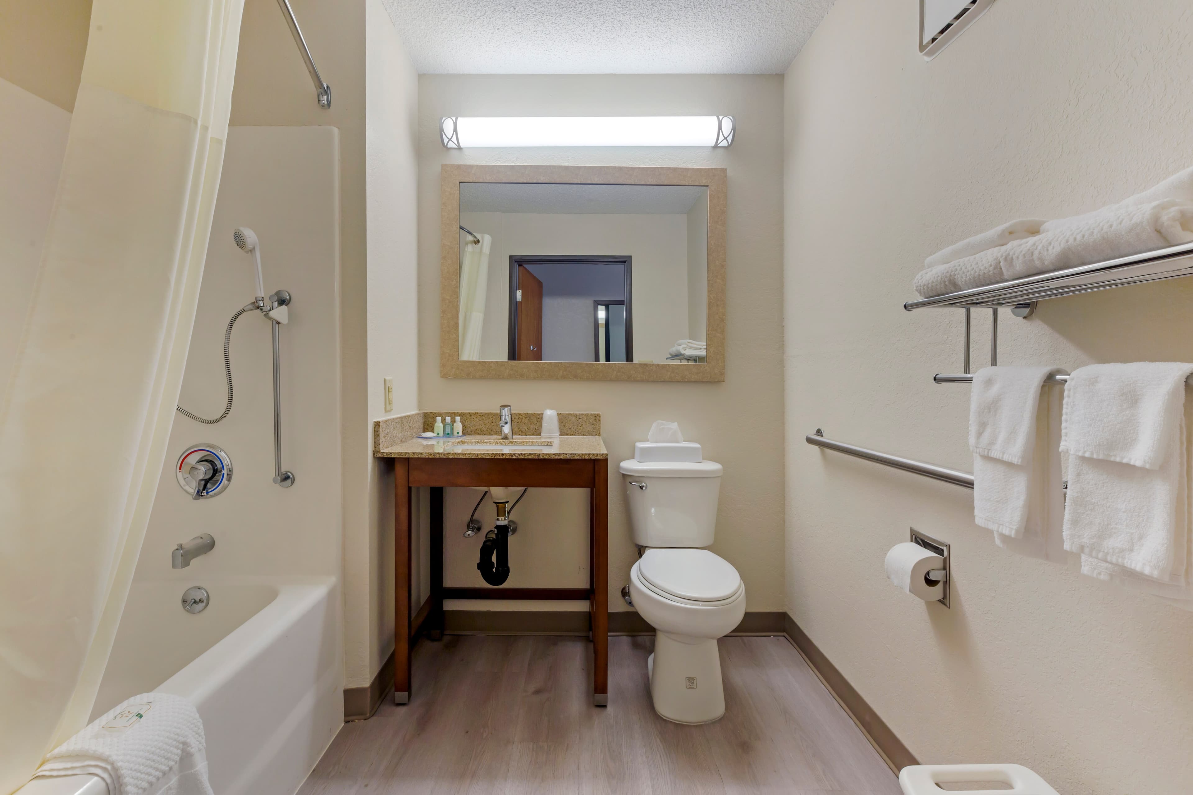Quality Inn Lee - Lenox South — 6