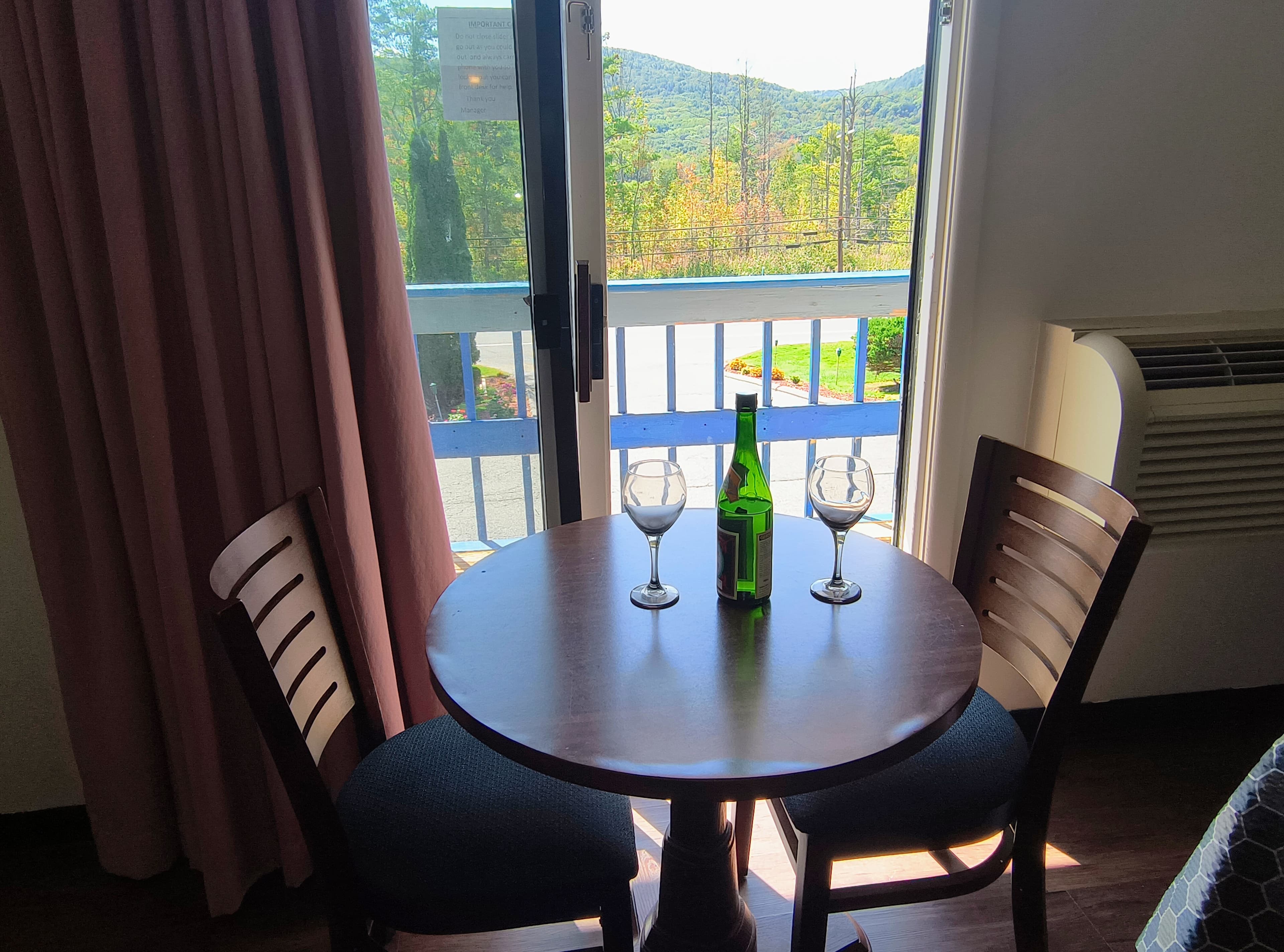 Econo Lodge Lee - Great Barrington — 22