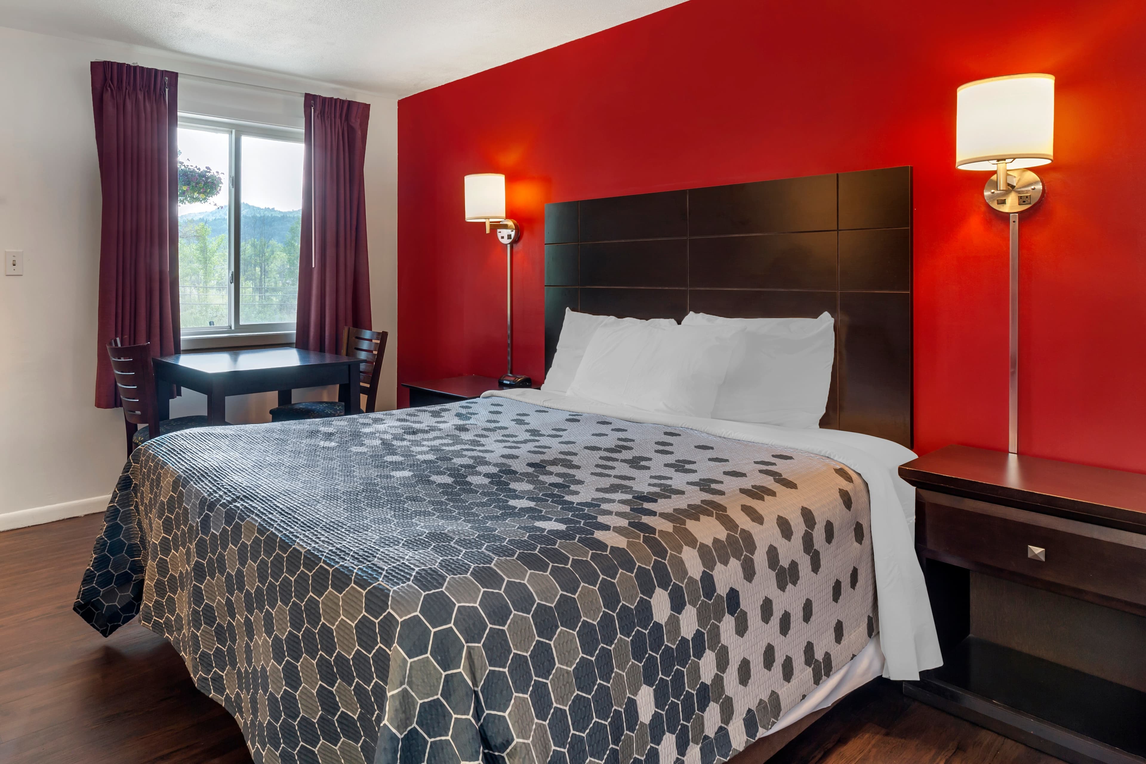 Econo Lodge Lee - Great Barrington — 27