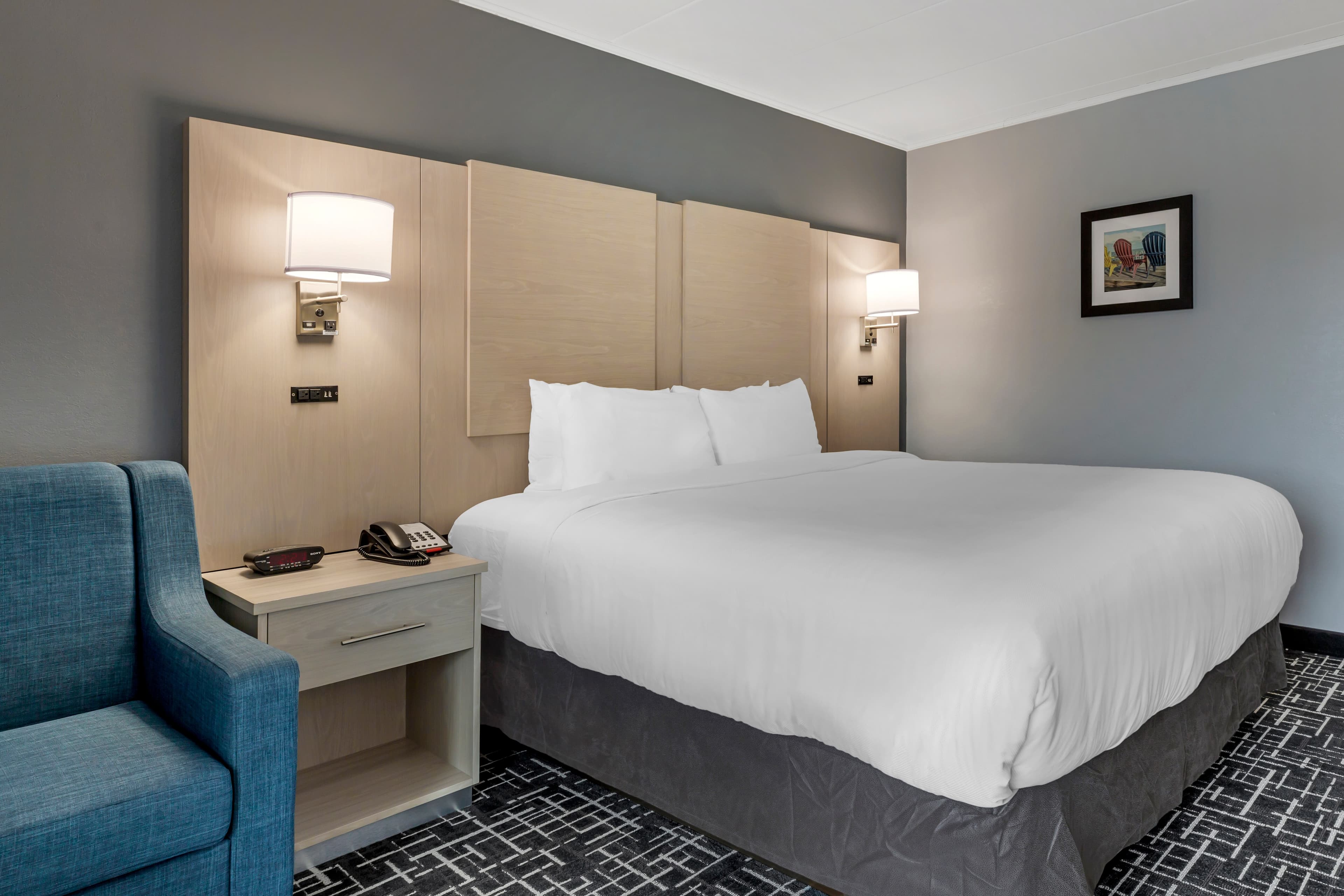 Comfort Inn Hyannis - Cape Cod - Image 1