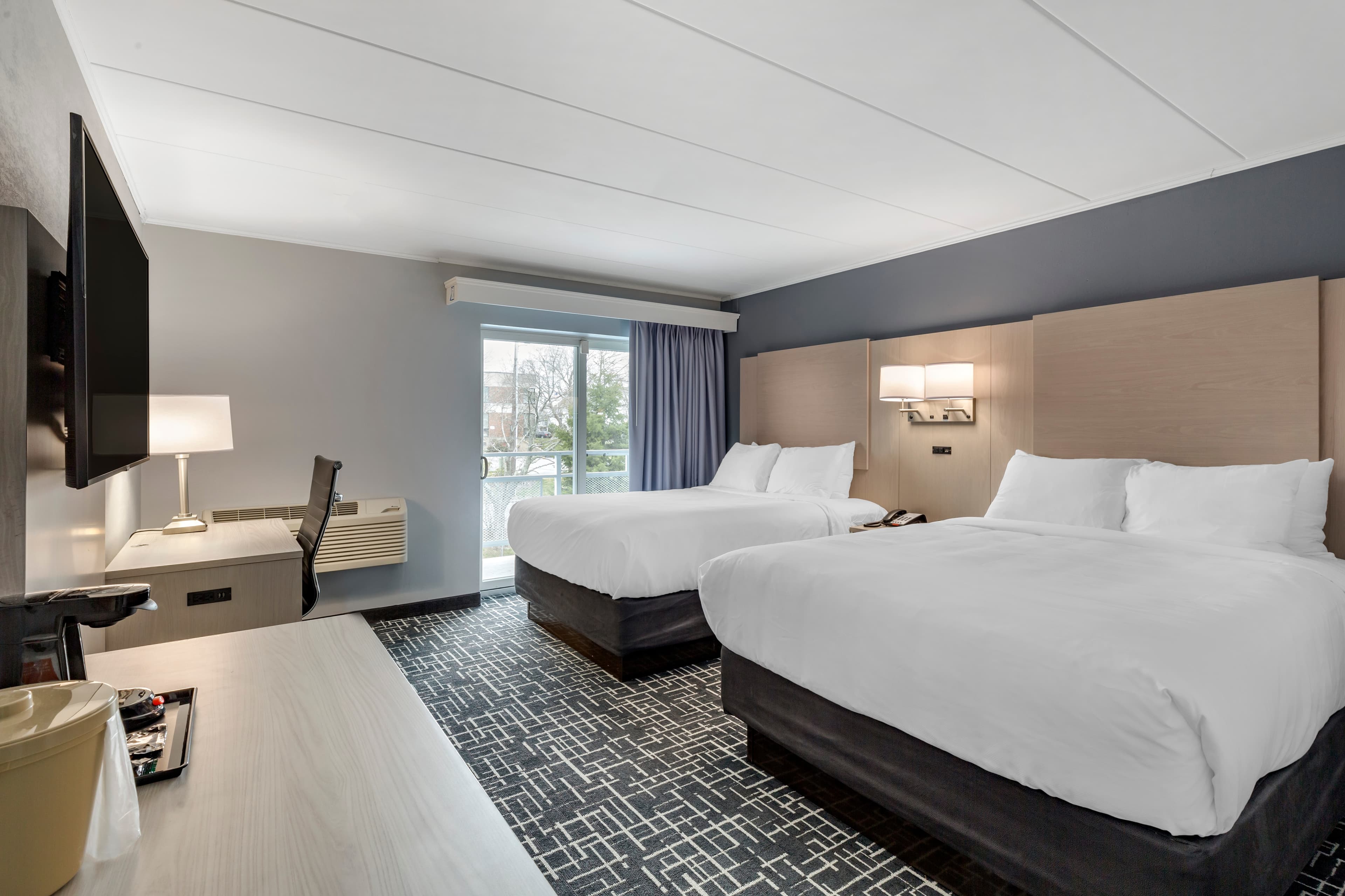 Comfort Inn Hyannis - Cape Cod — 42
