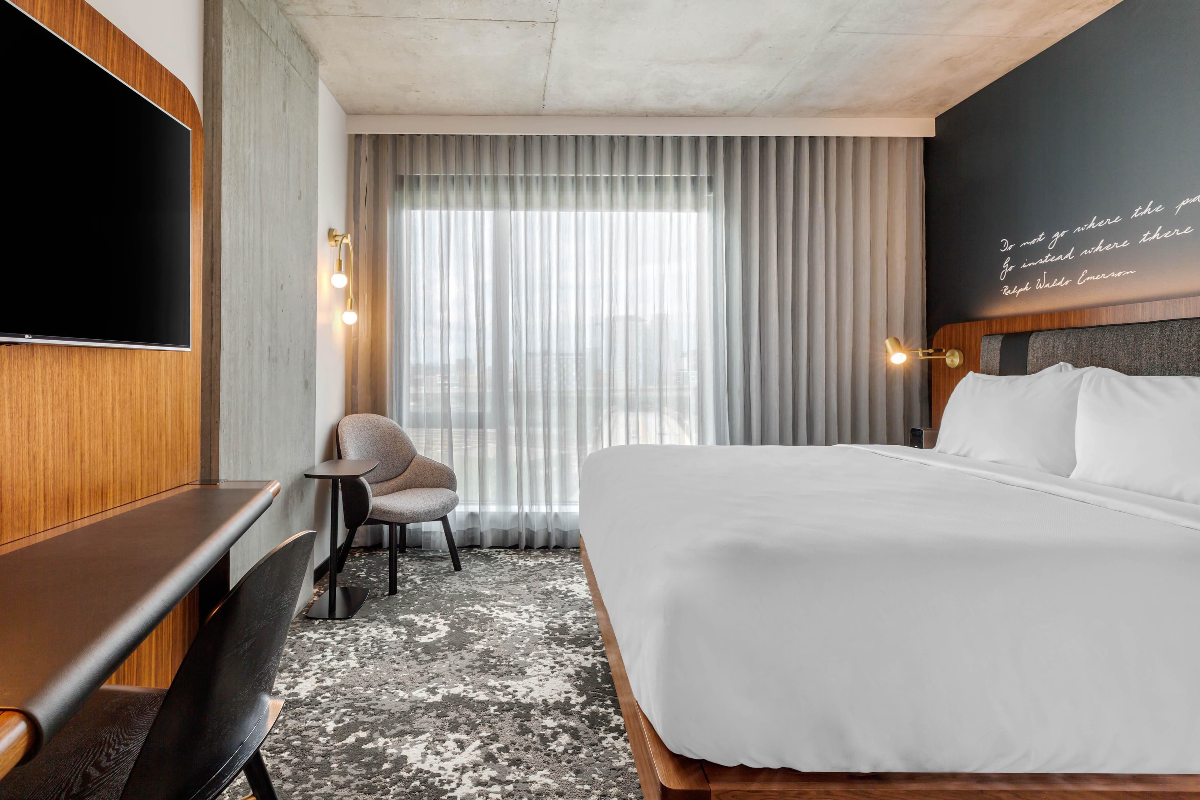 Cambria Hotel Boston Downtown - Seaport - Image 5