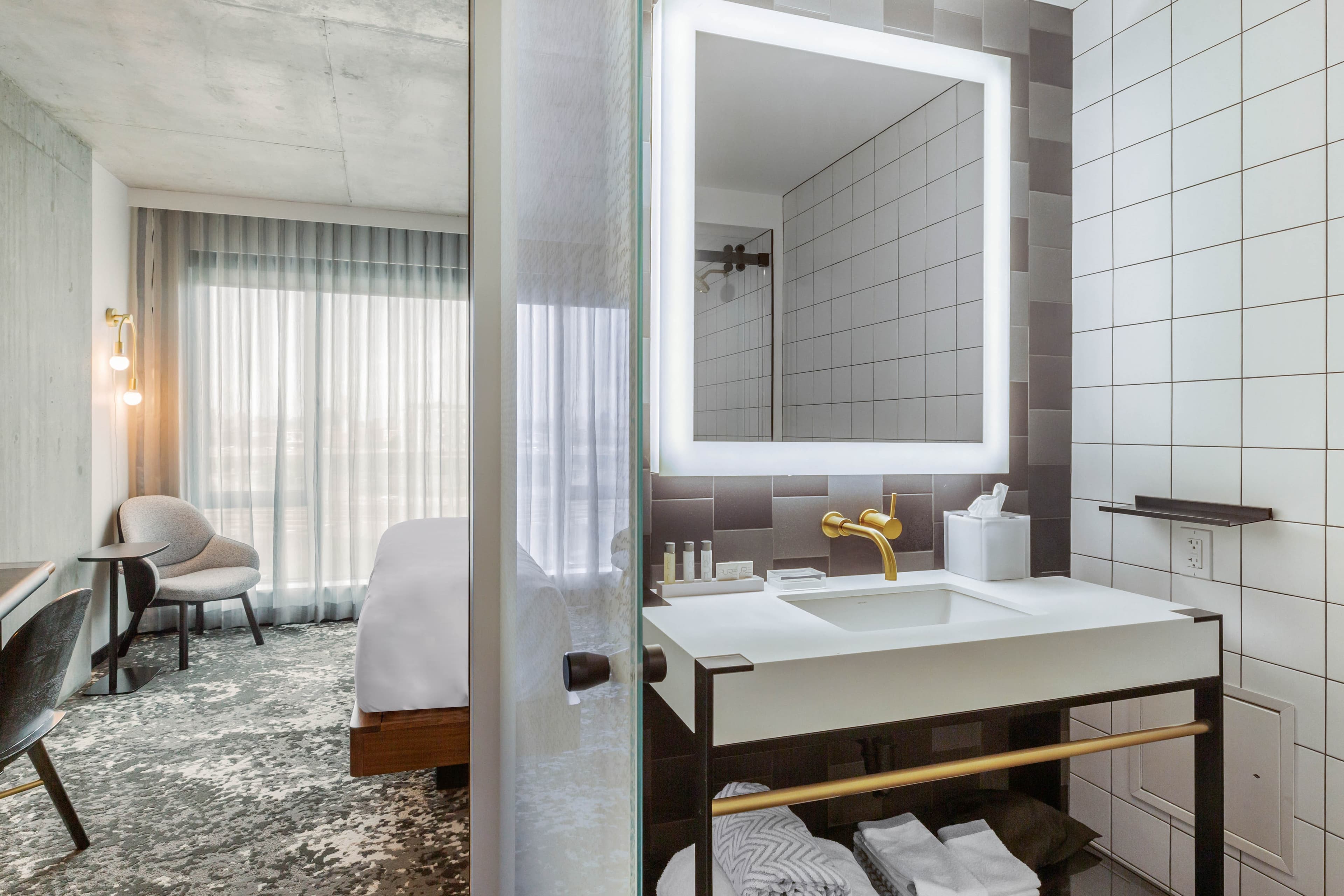 Cambria Hotel Boston Downtown - Seaport — 9