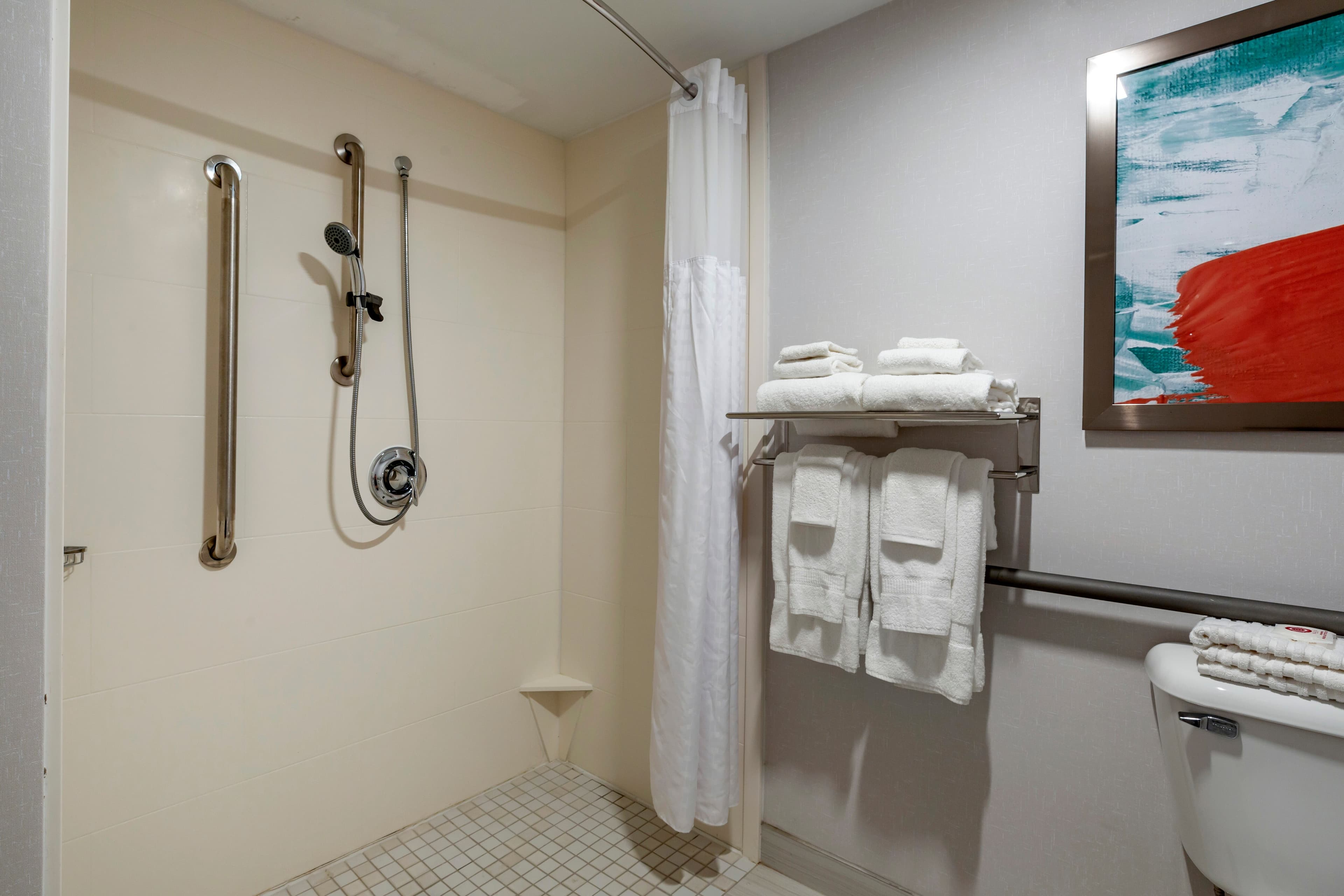 Comfort Inn & Suites Hadley - Amherst — 6