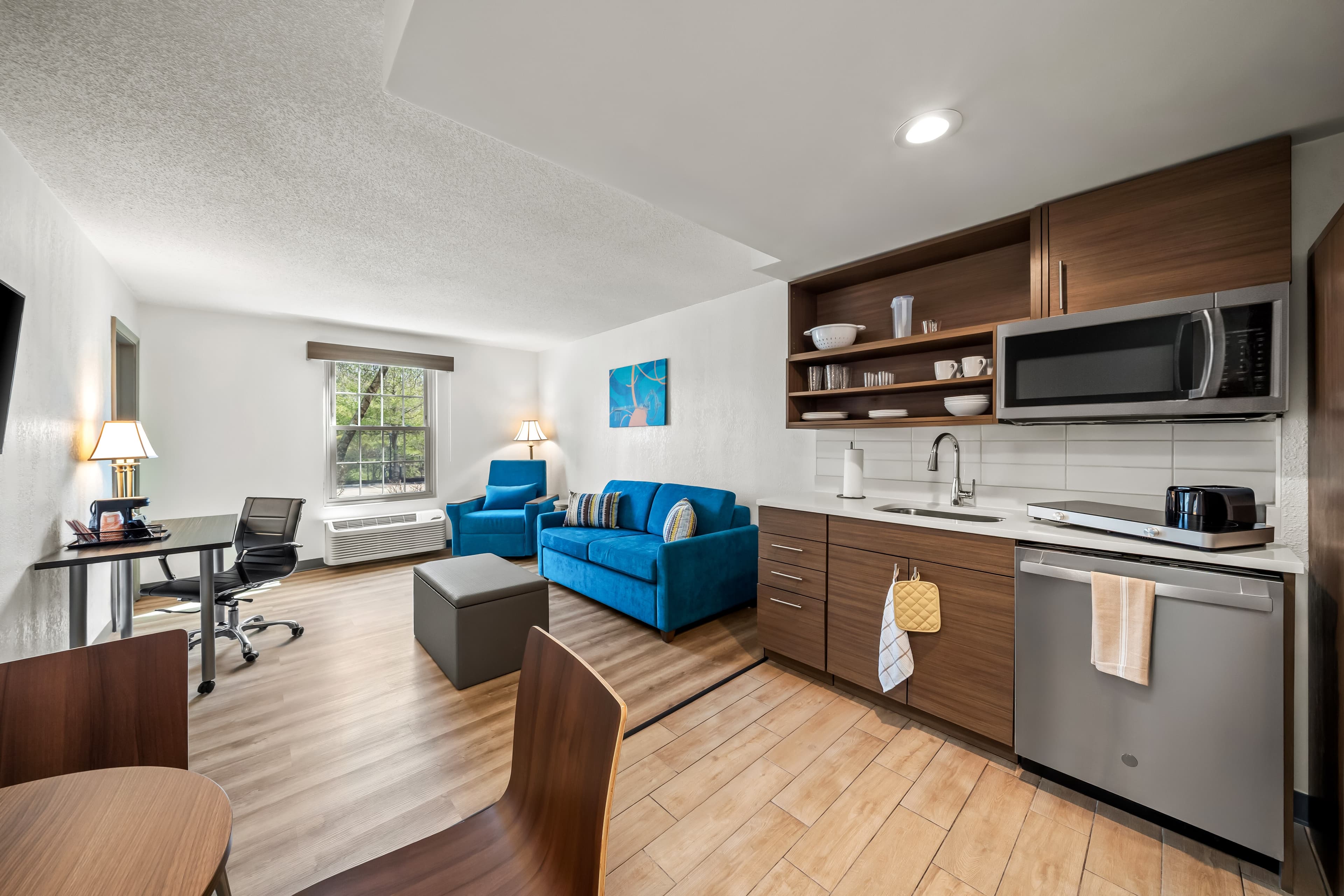MainStay Suites Foxboro - Mansfield — 16