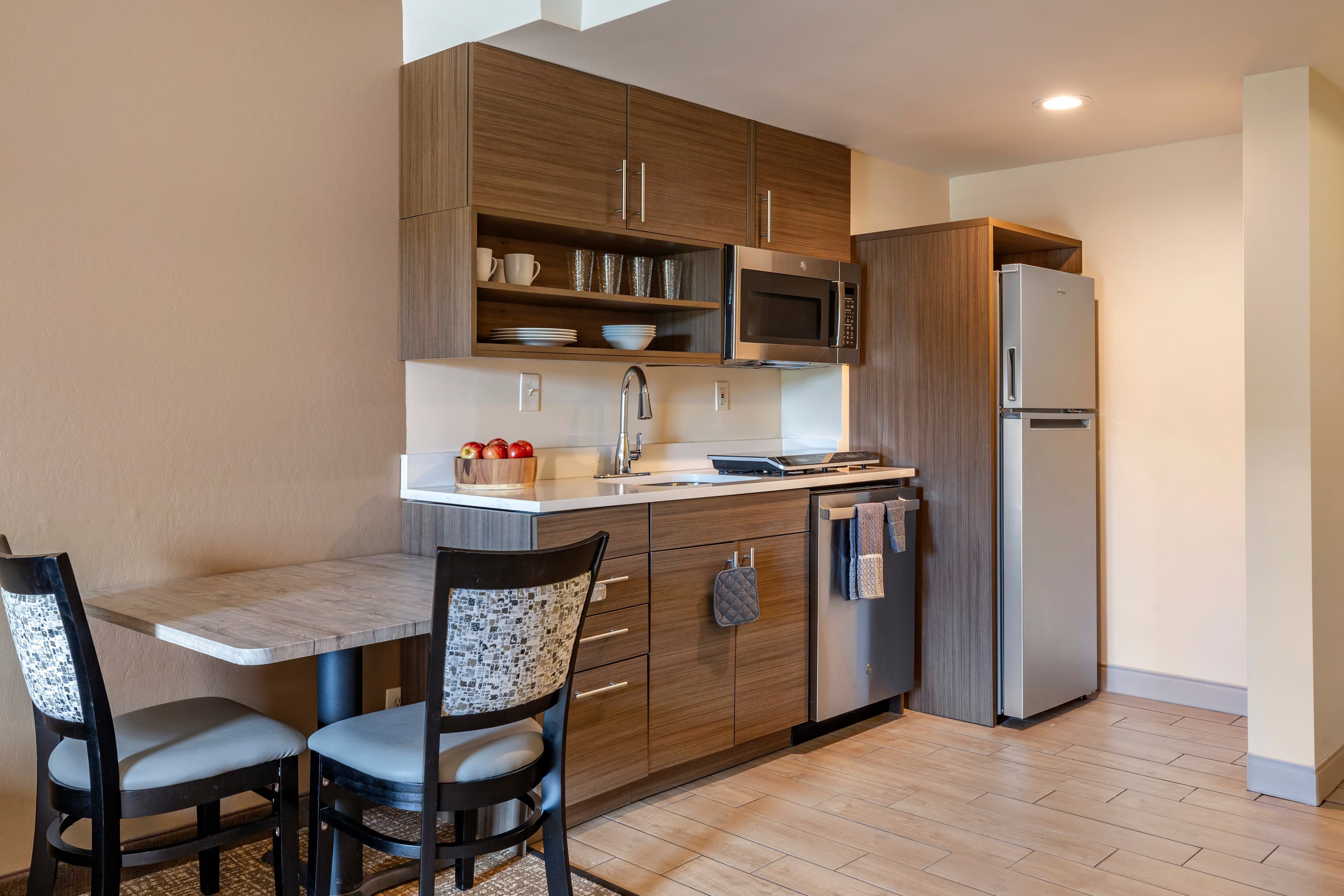 MainStay Suites Foxboro - Mansfield — 24