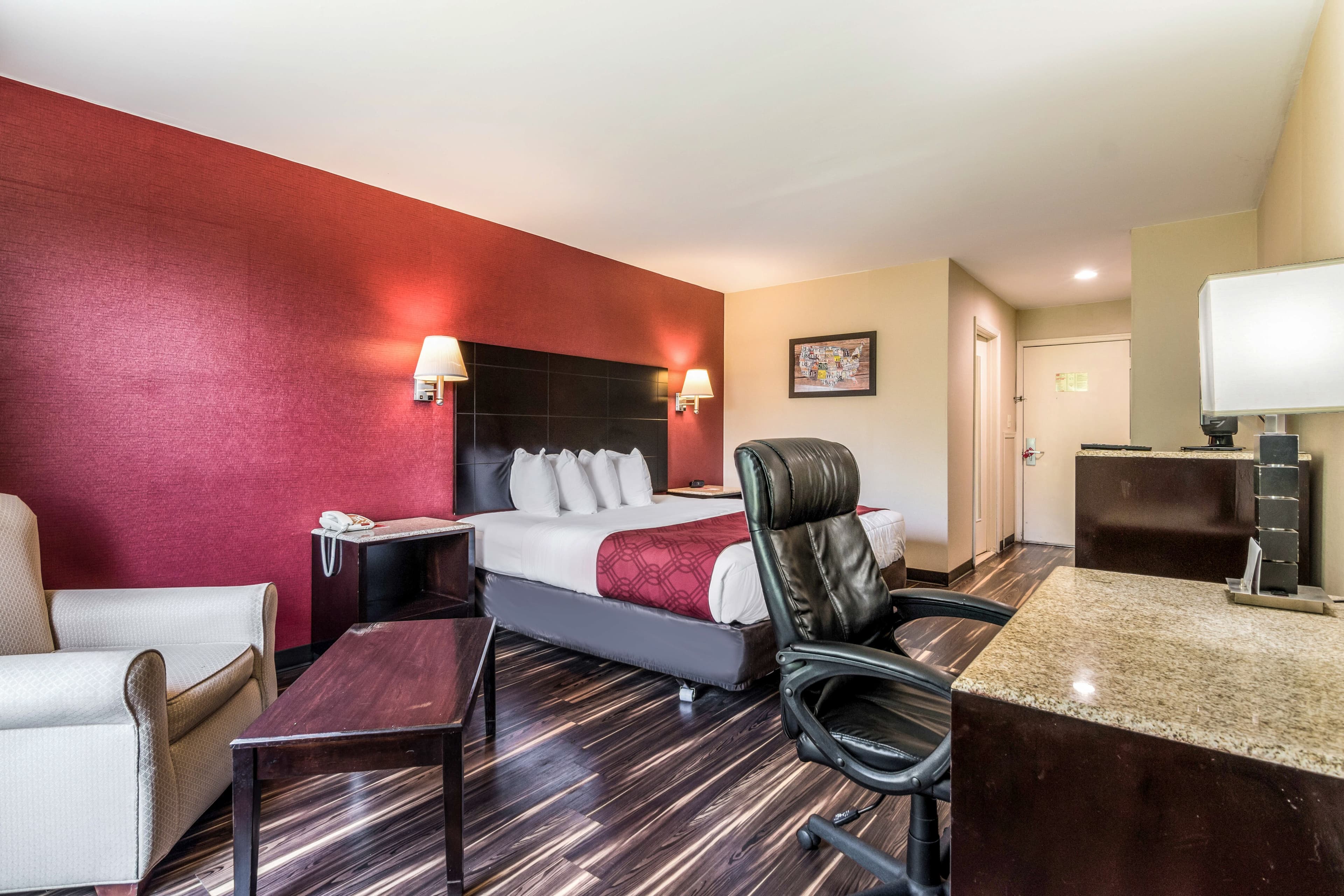 Econo Lodge Pocomoke City Hwy 13 — 8