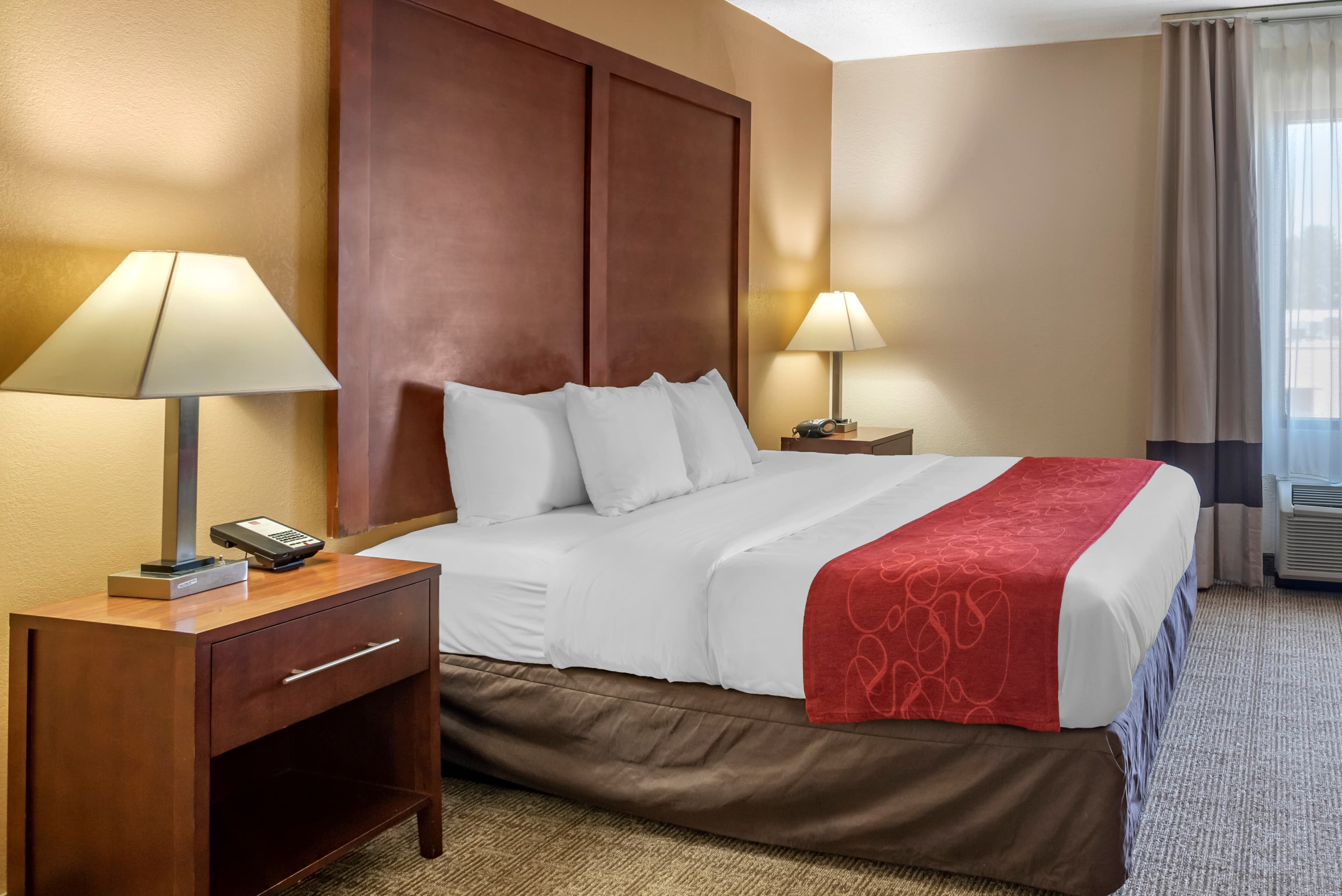 Comfort Suites Hagerstown Southeast - Image 4
