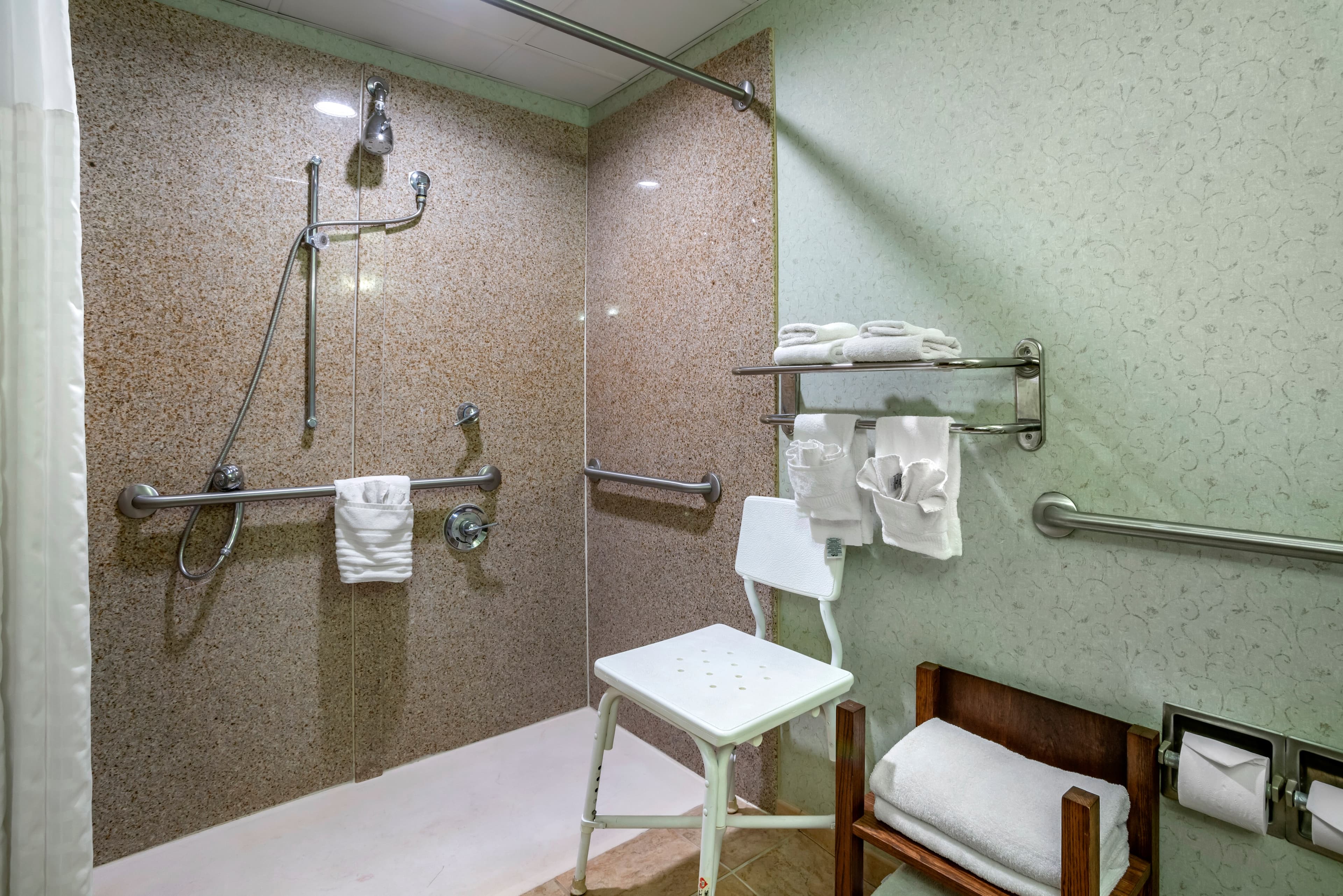 Comfort Suites Hagerstown Southeast — 7