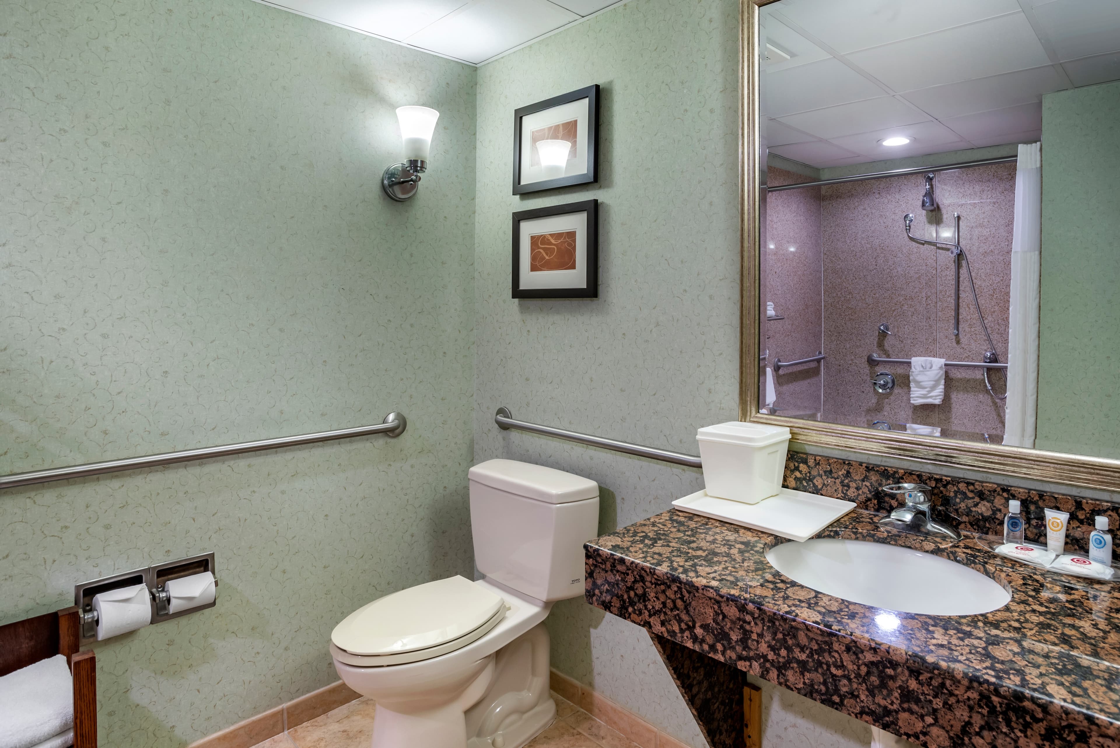 Comfort Suites Hagerstown Southeast — 8