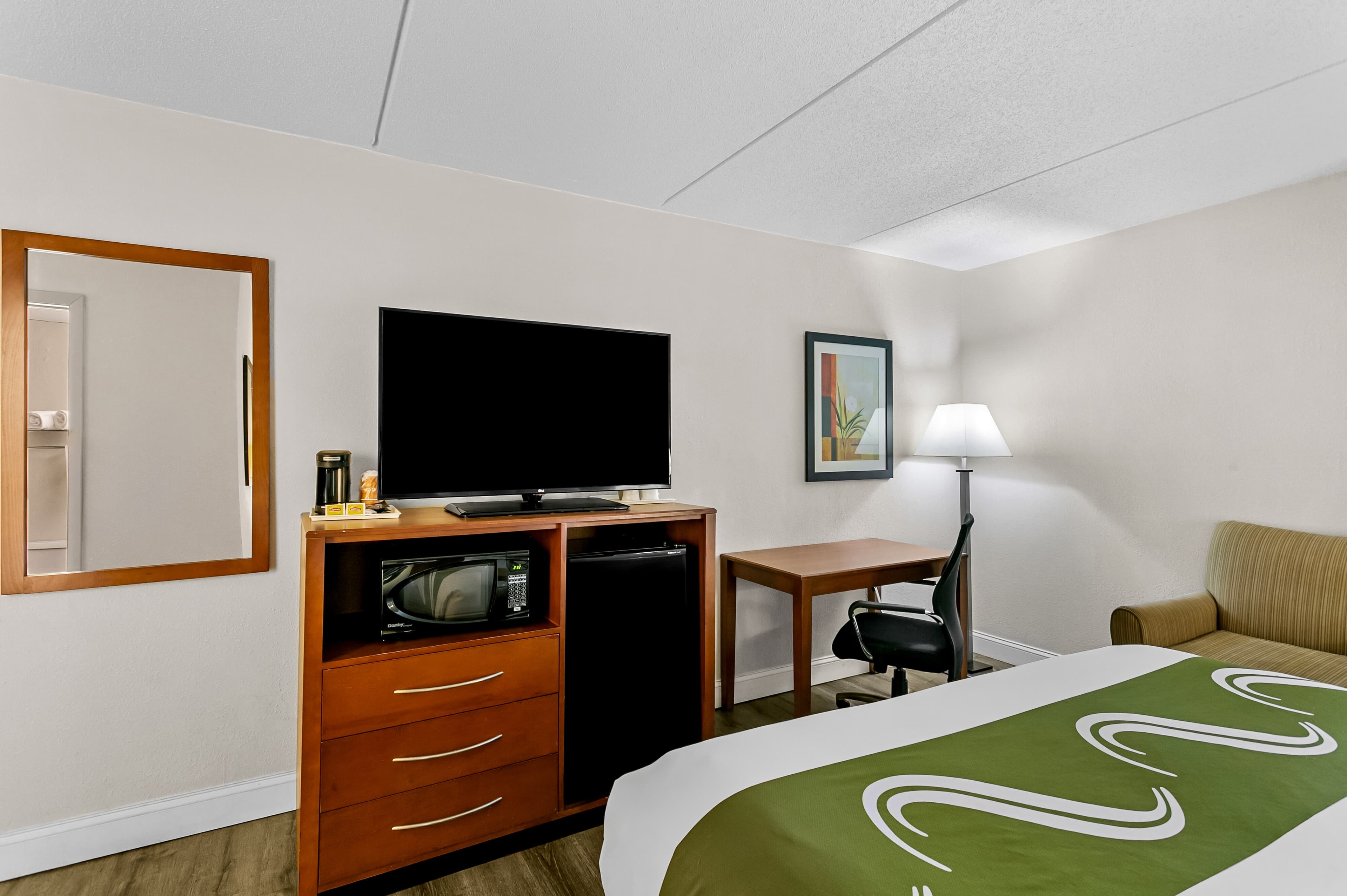 Quality Inn Jessup - Columbia South Near Fort Meade - Image 4