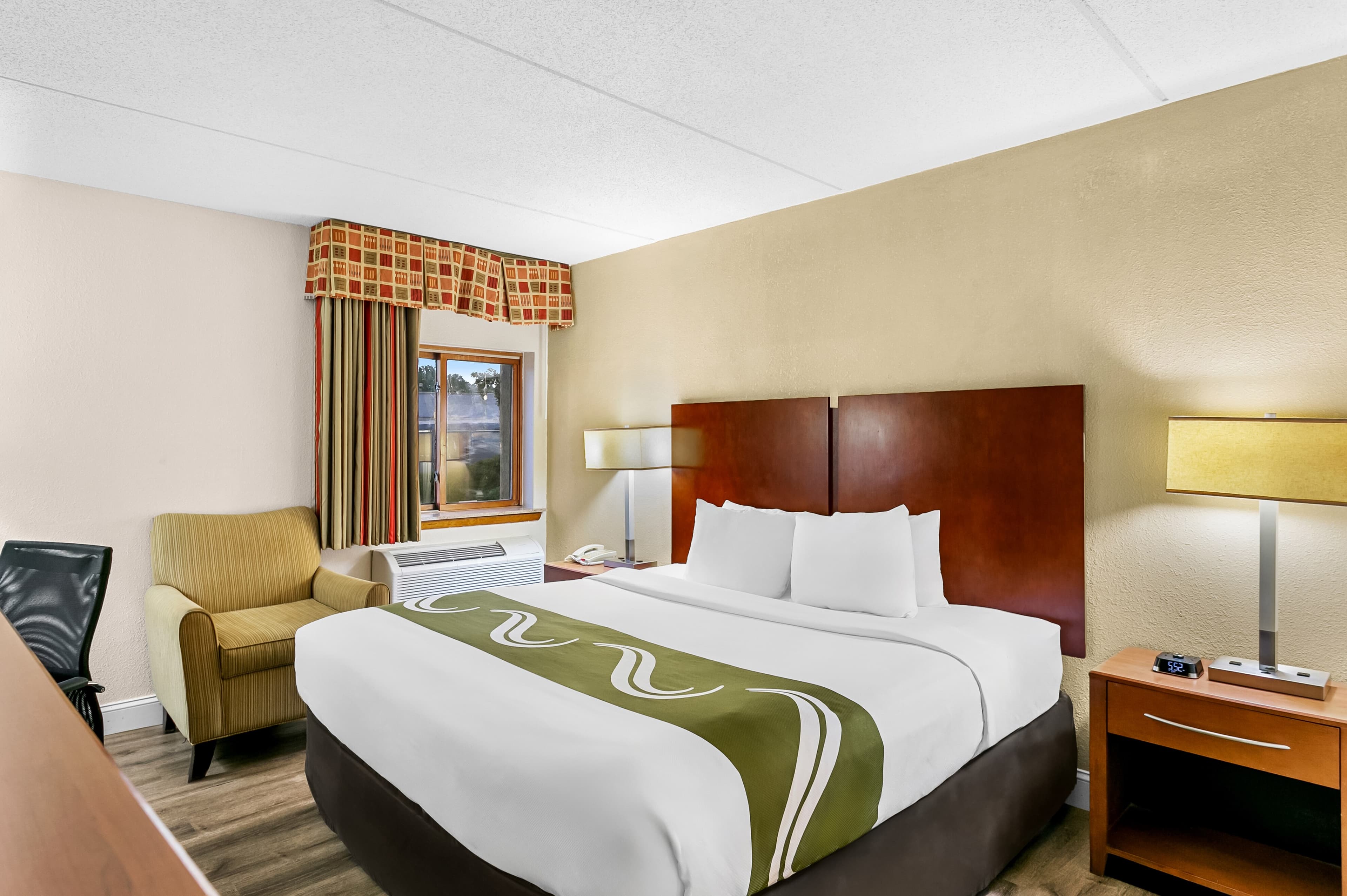 Quality Inn Jessup - Columbia South Near Fort Meade - Image 5