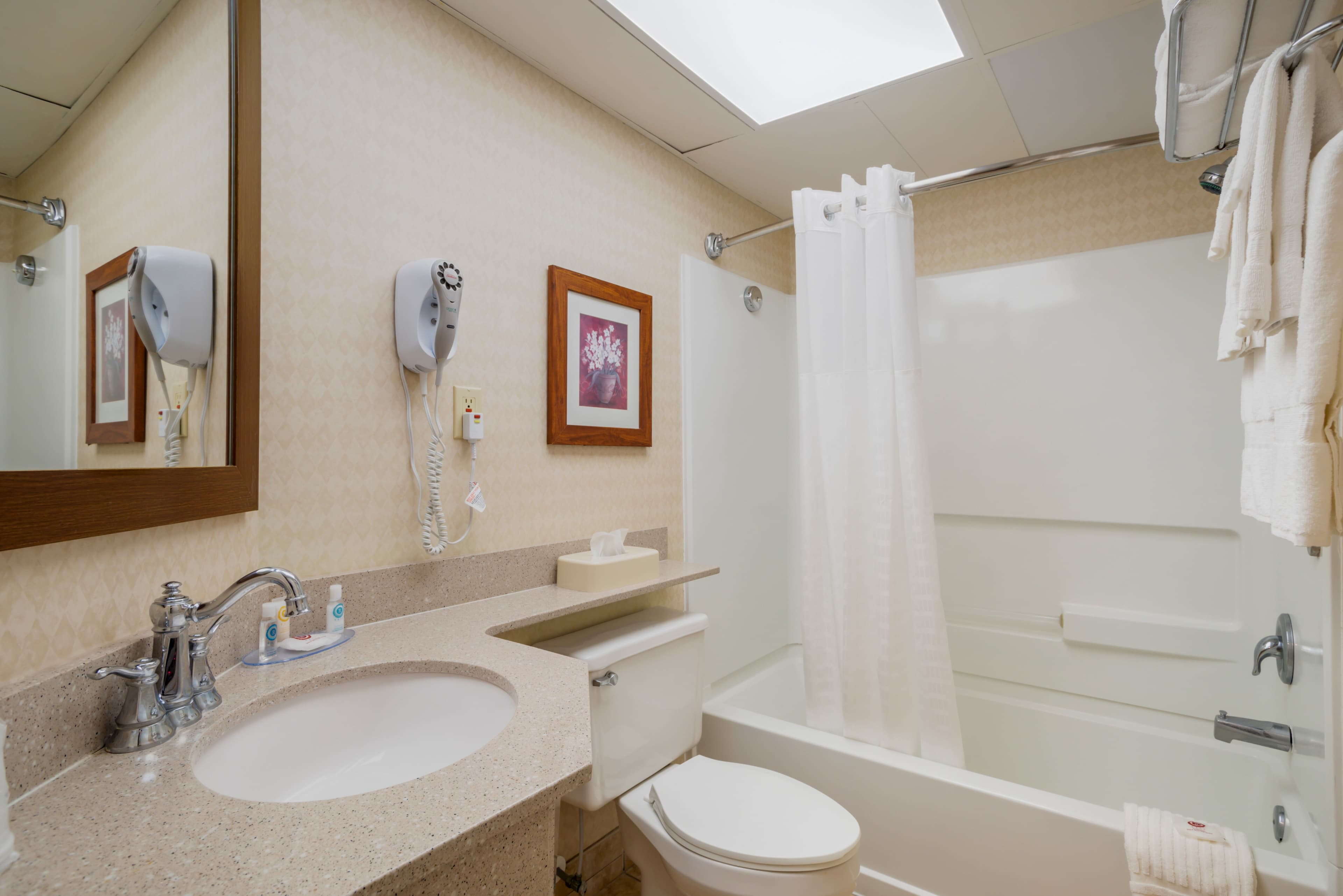 Comfort Inn Ocean City Boardwalk — 9