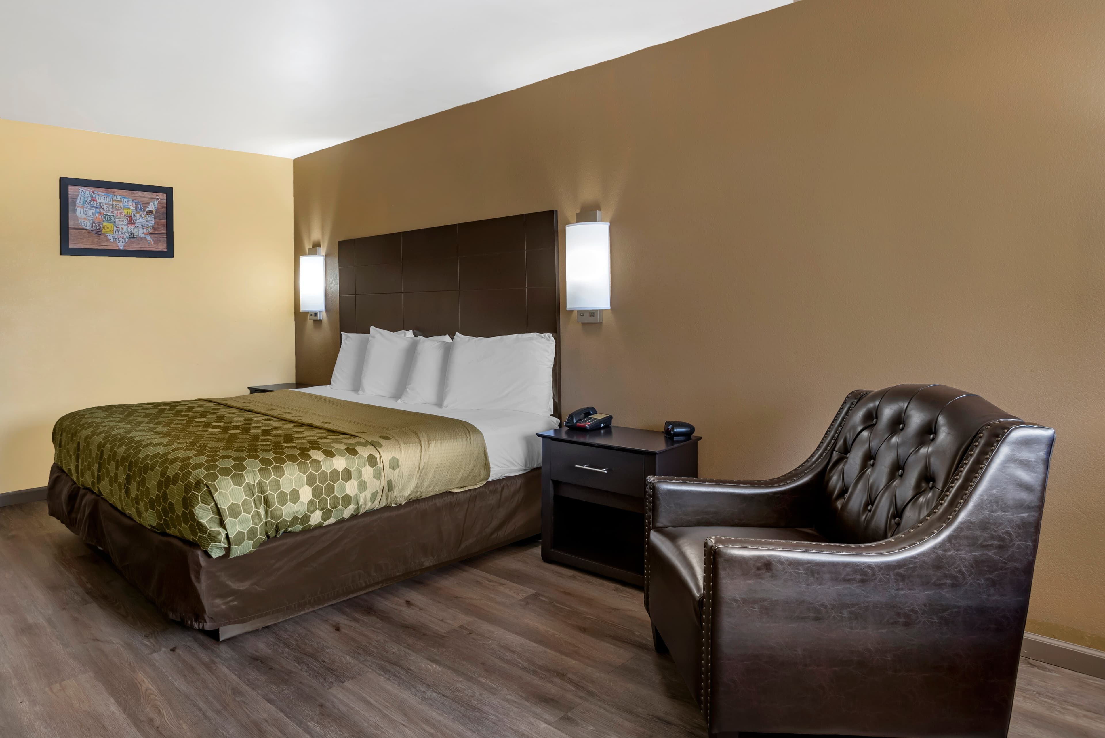 Econo Lodge Easton Route 50 — 11