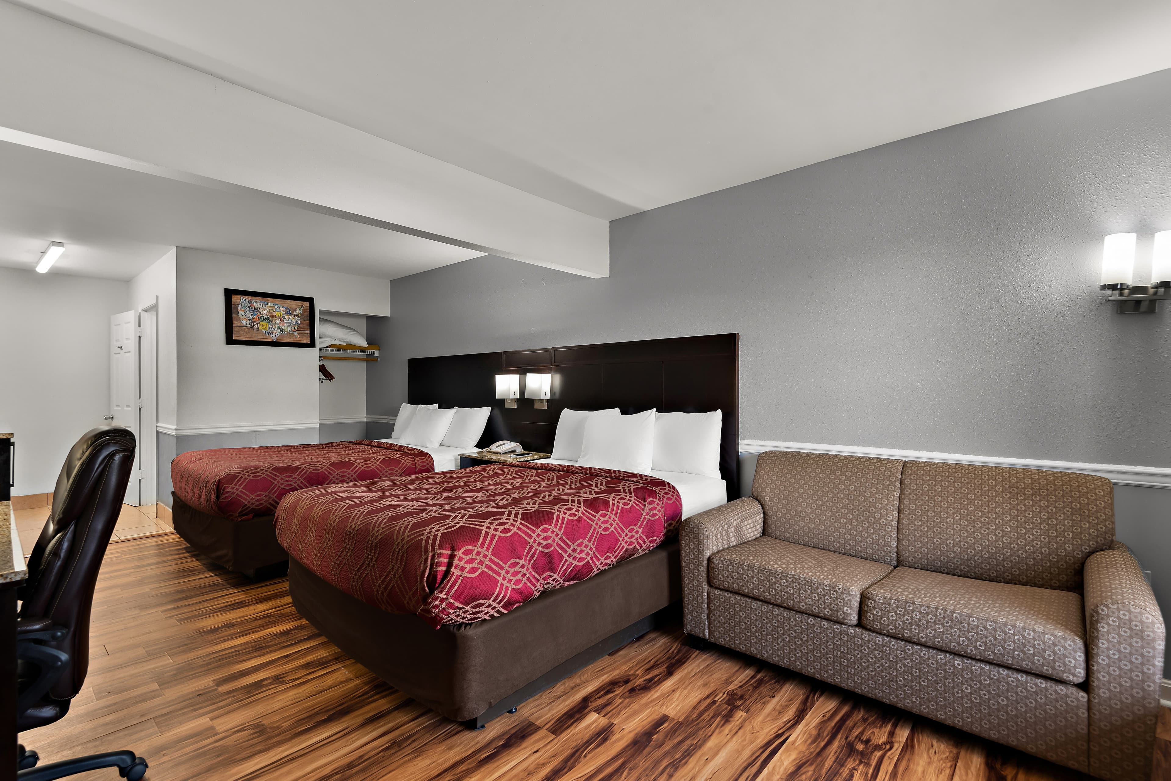 Econo Lodge Princess Anne — 24