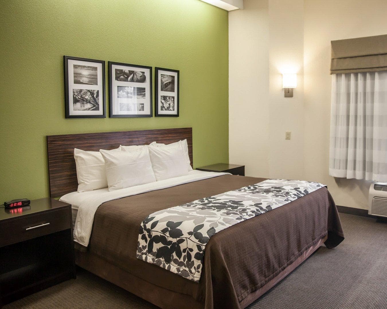Sleep Inn & Suites Hagerstown - Image 1