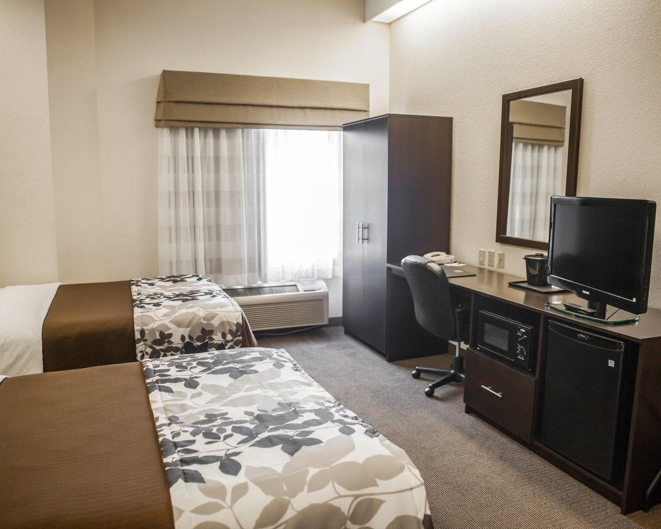 Sleep Inn & Suites Hagerstown - Image 3