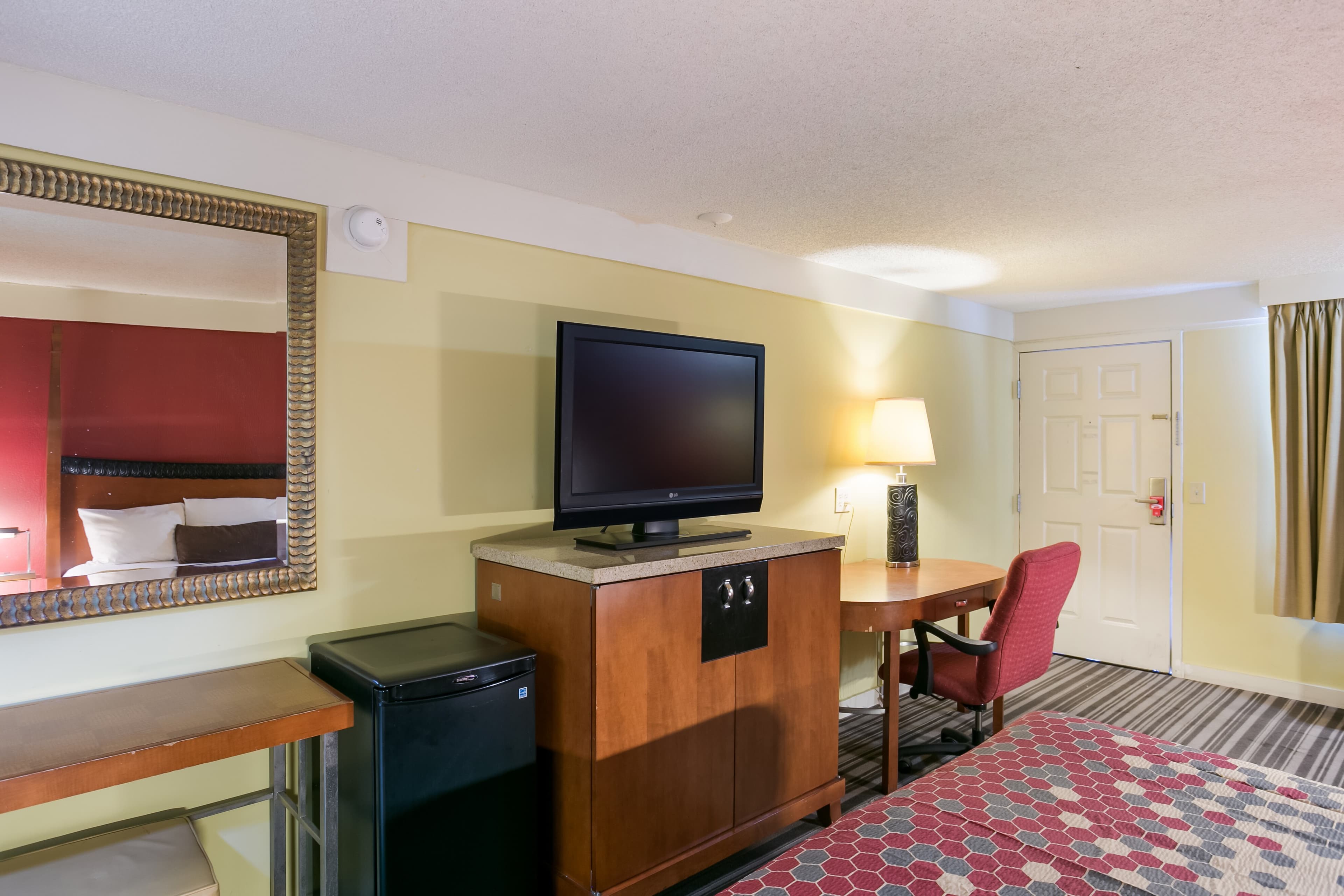 Econo Lodge Frederick I-70 — 12