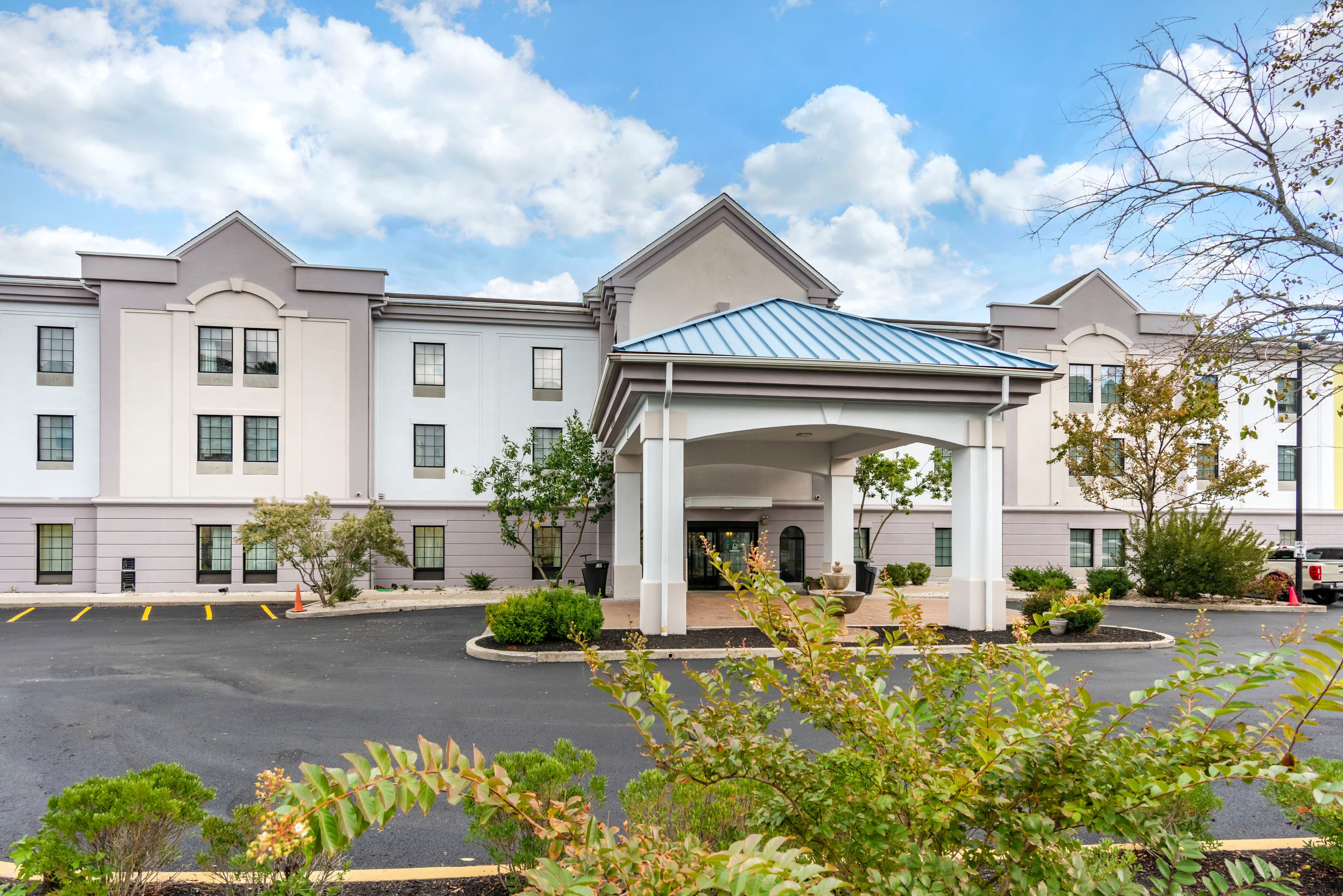 Comfort Suites Ocean City West - Image 1