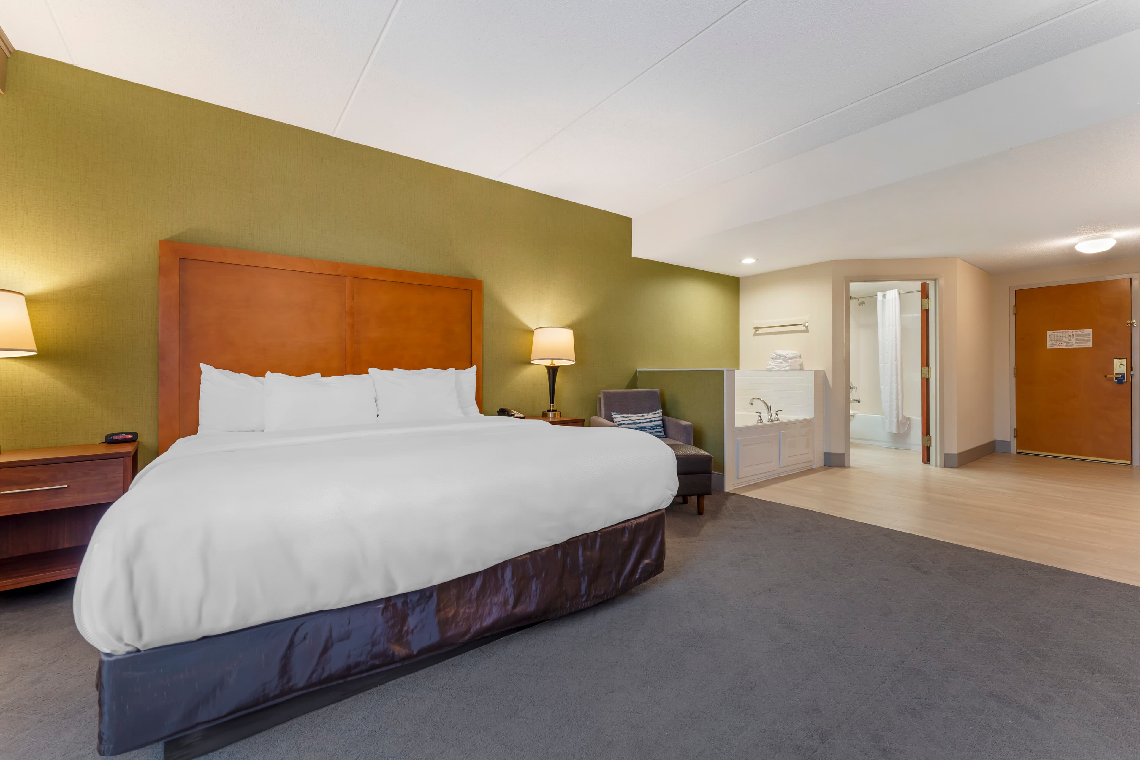 Comfort Inn & Suites LaVale - Cumberland — 14