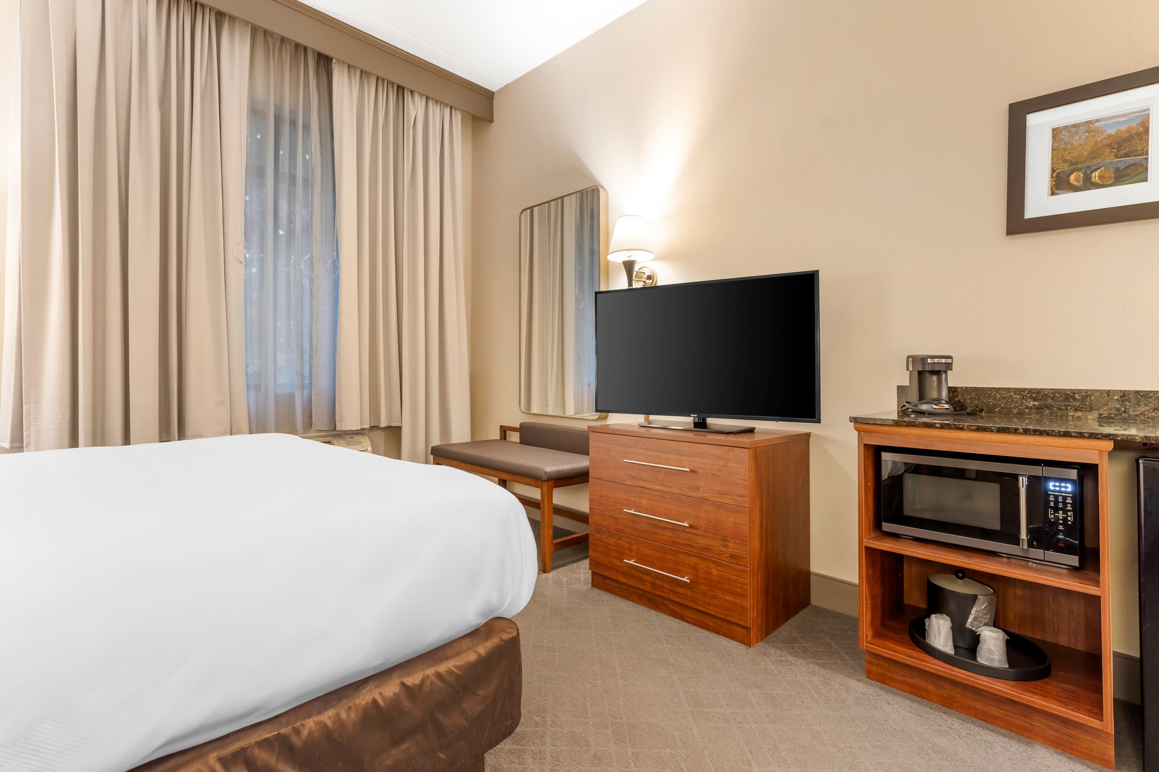 Comfort Inn & Suites LaVale - Cumberland - Image 3
