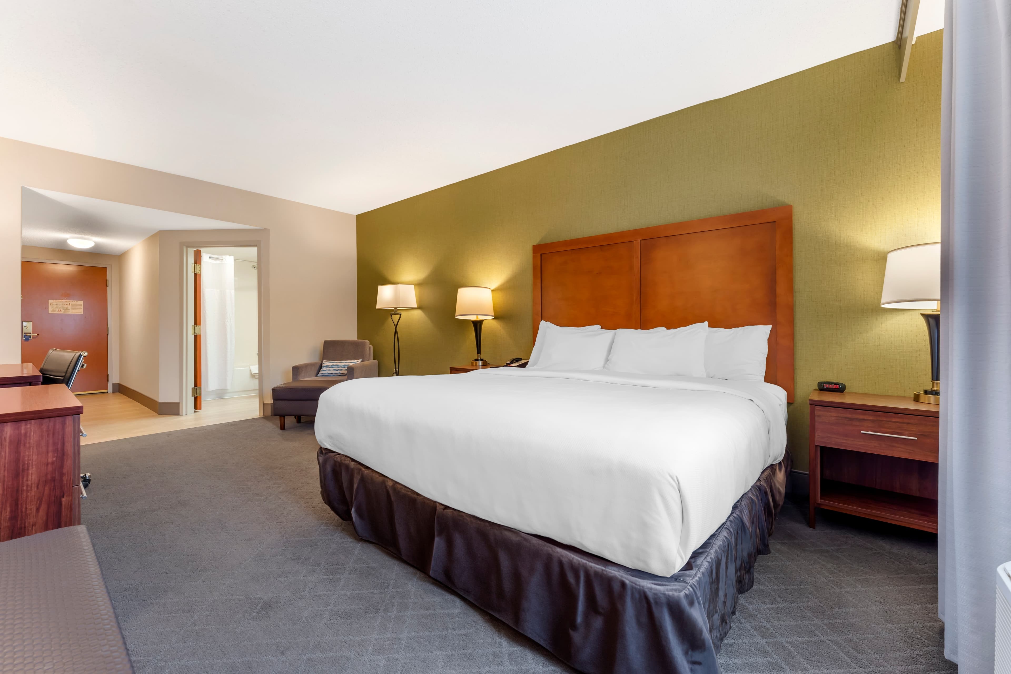 Comfort Inn & Suites LaVale - Cumberland — 9