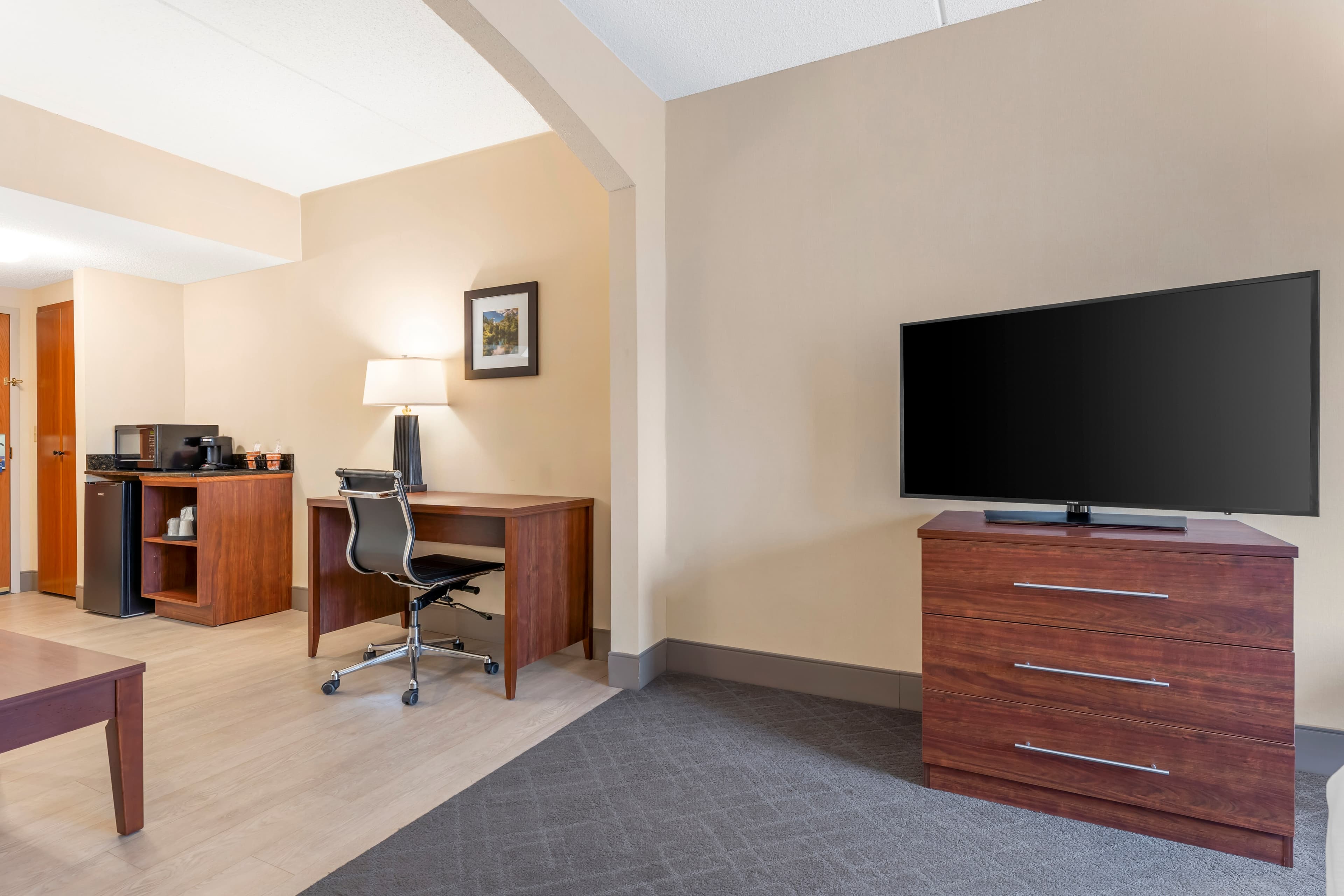 Comfort Inn & Suites LaVale - Cumberland — 24