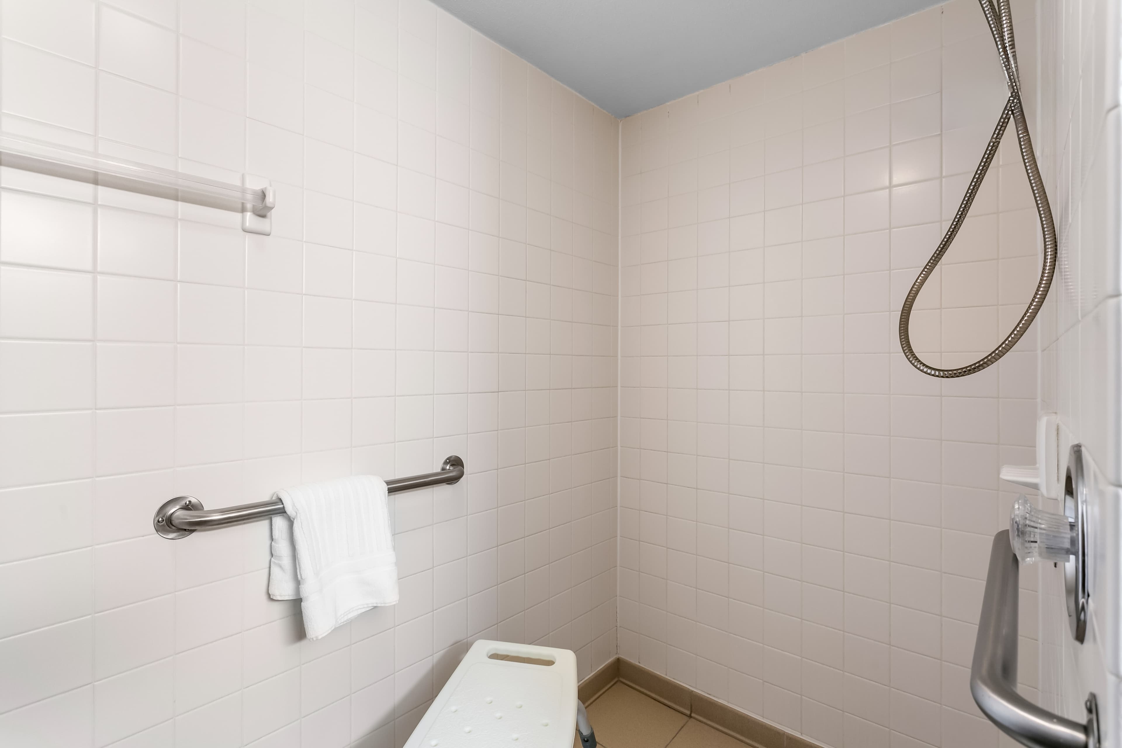 Comfort Inn Red Horse Frederick — 7
