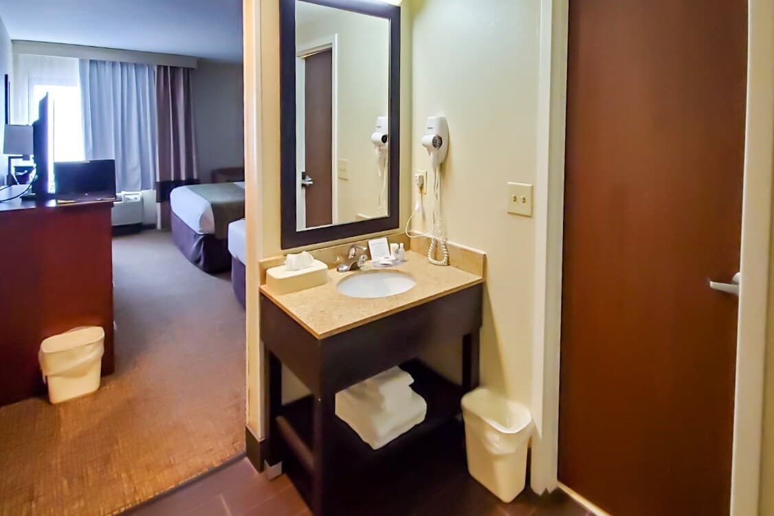 Comfort Inn Oxon Hill - National Harbor — 11