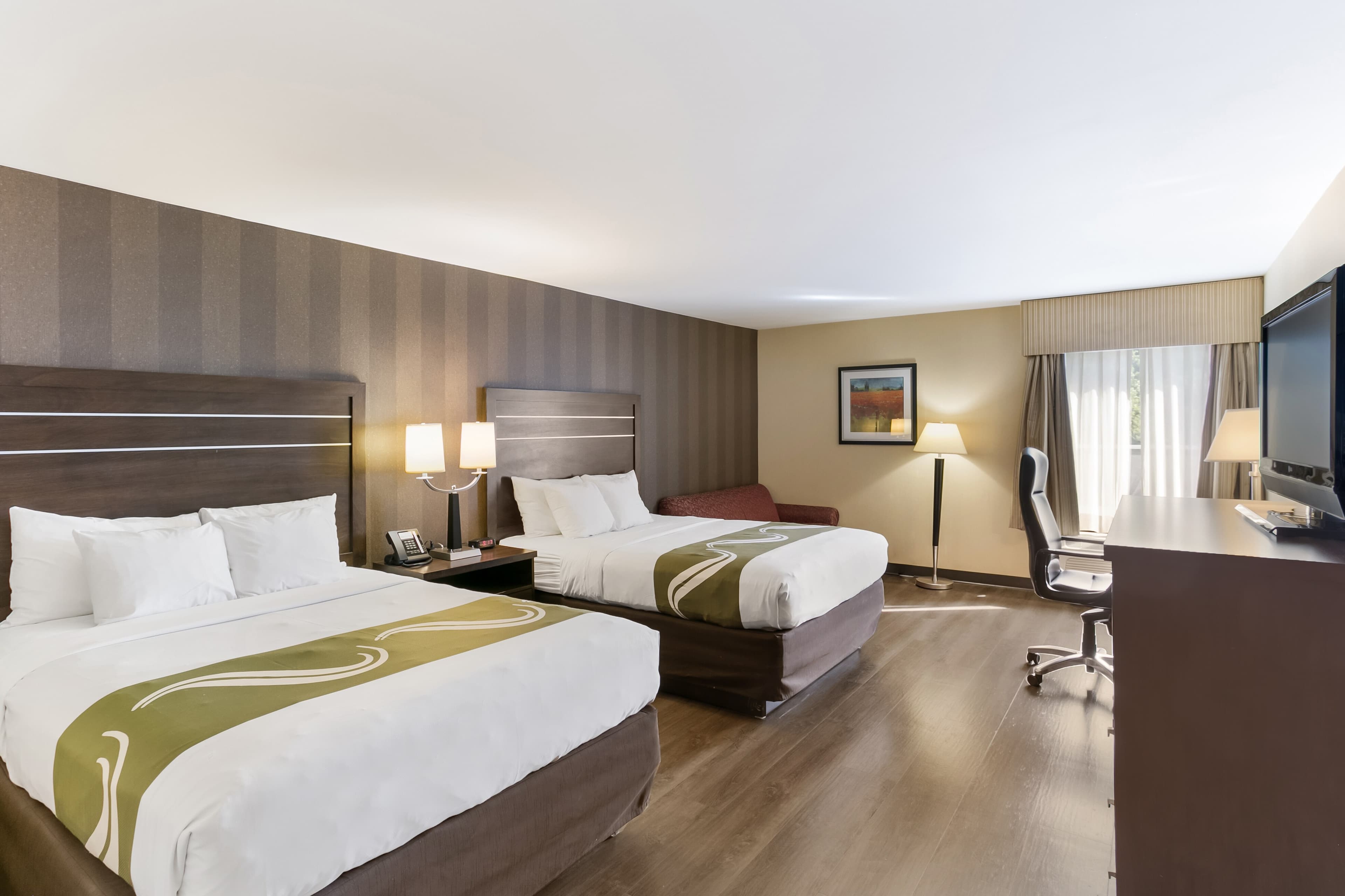 Quality Inn & Suites Bel Air I-95 Exit 77A - Image 4
