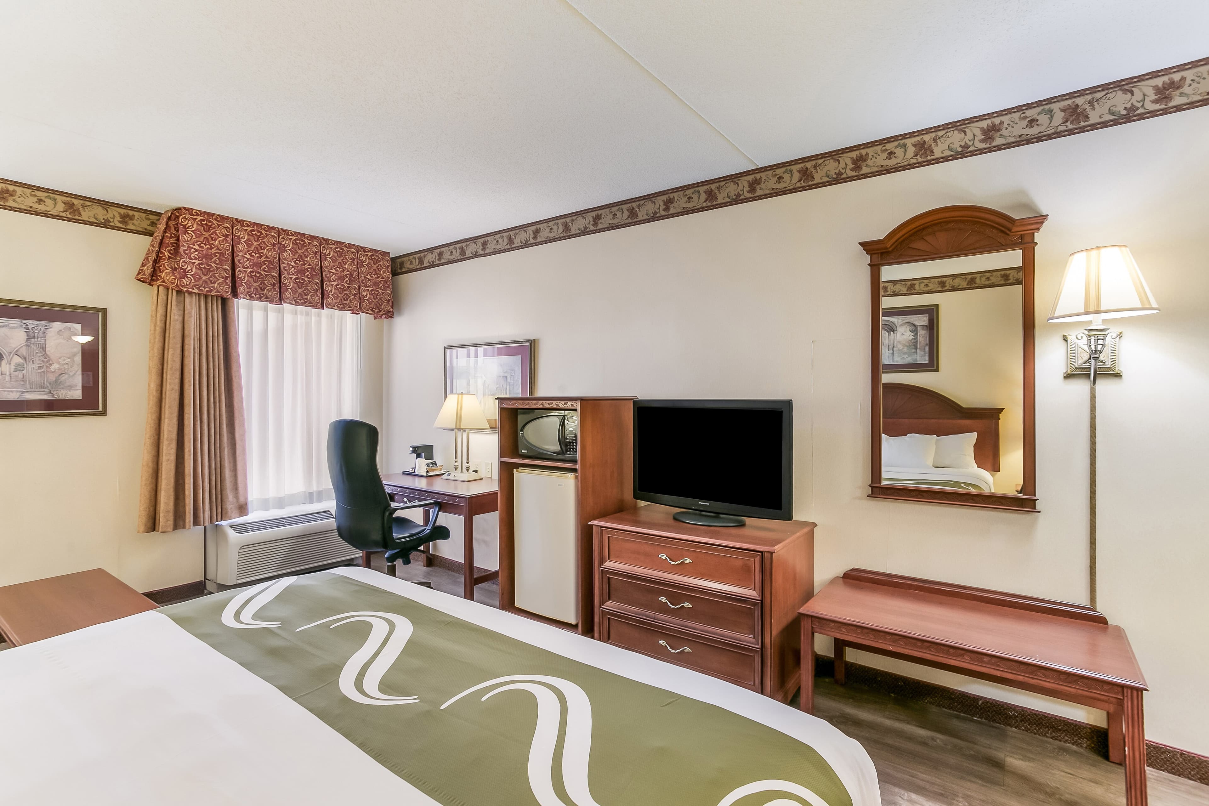 Quality Inn & Suites Bel Air I-95 Exit 77A — 8