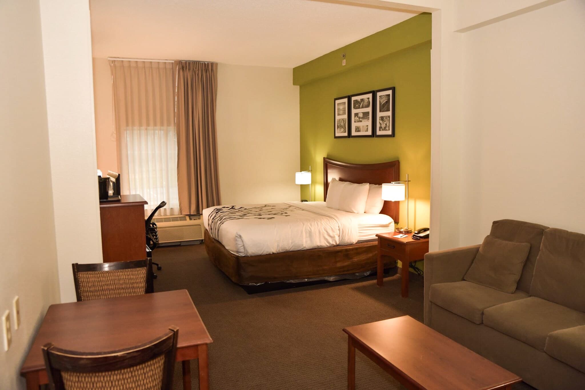 Sleep Inn & Suites Laurel near Fort Meade - Image 5