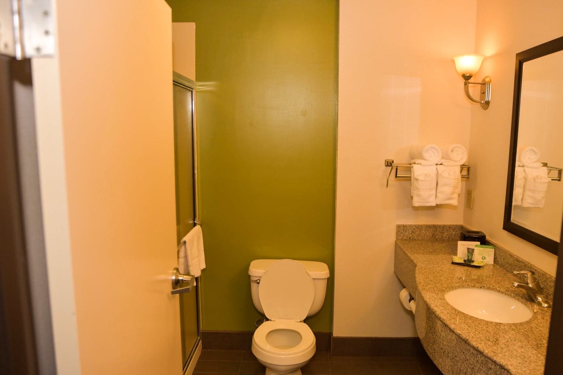 Sleep Inn & Suites Laurel near Fort Meade — 12