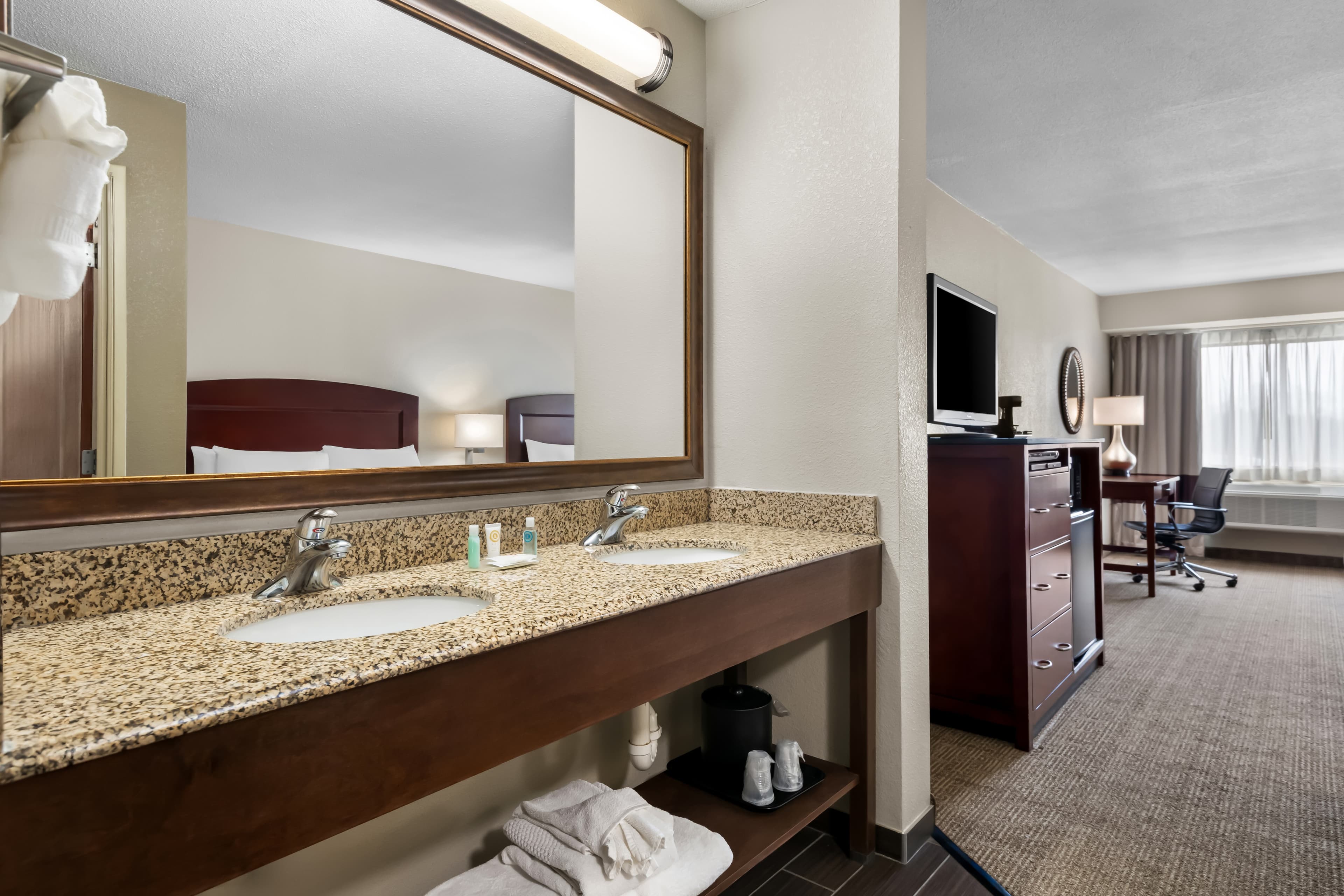 Comfort Inn & Suites North East — 16
