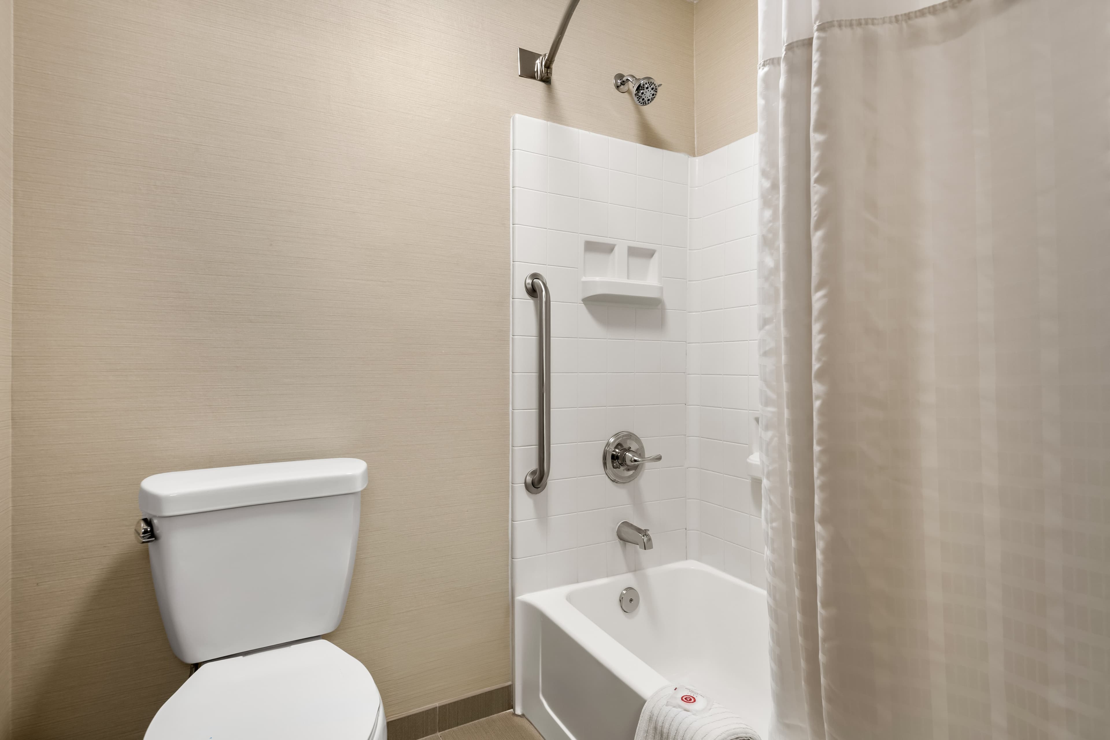Comfort Inn & Suites North East — 17
