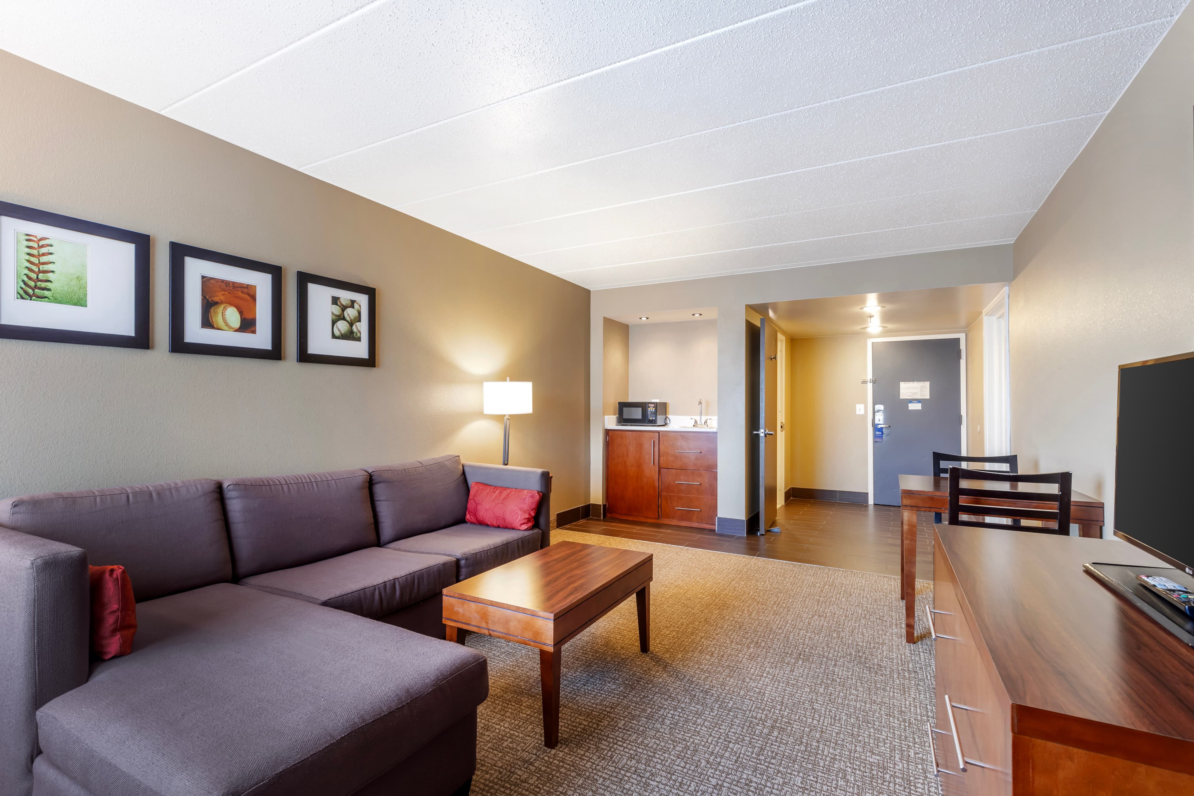 Comfort Inn and Suites Aberdeen near APG — 21