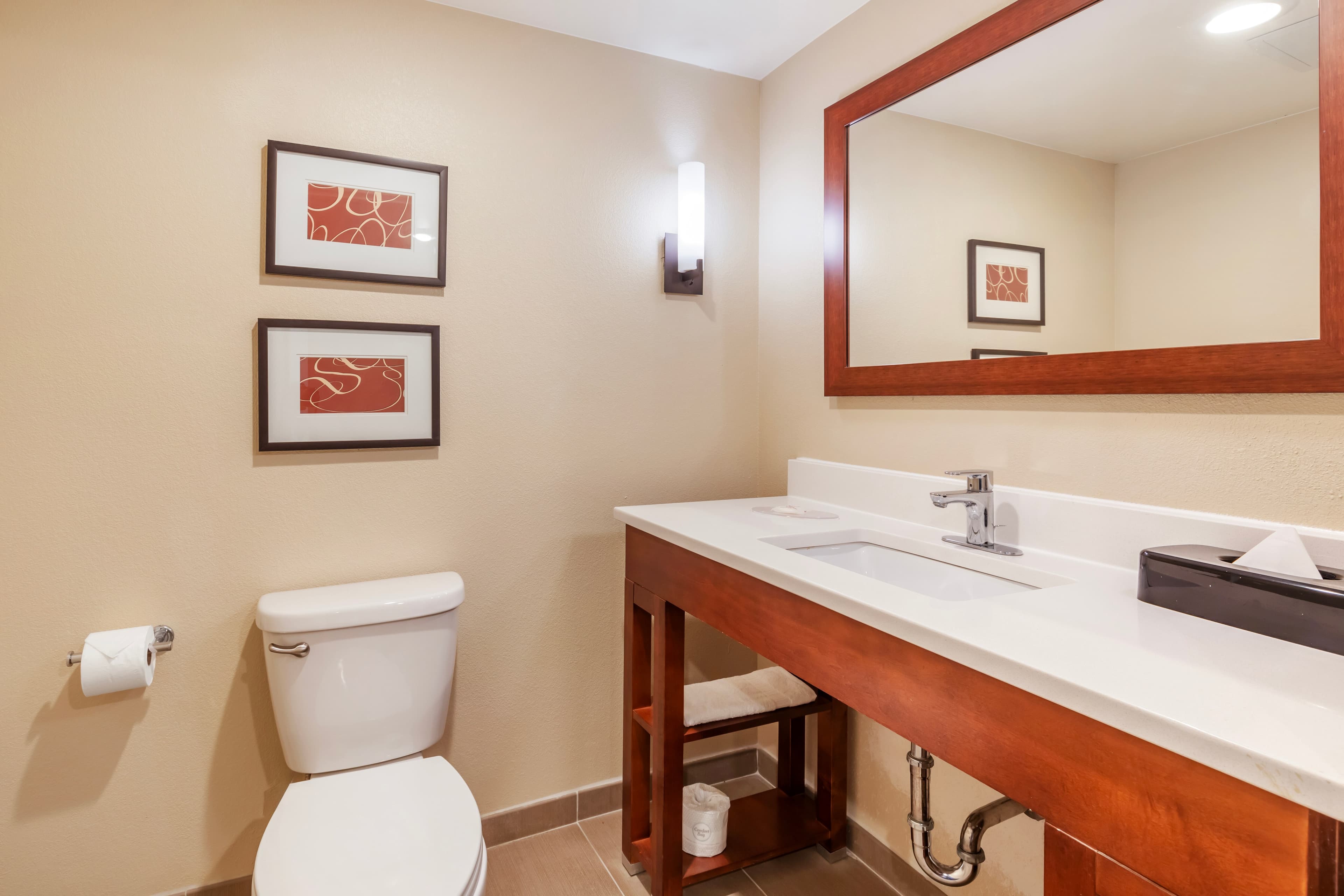 Comfort Inn and Suites Aberdeen near APG — 22