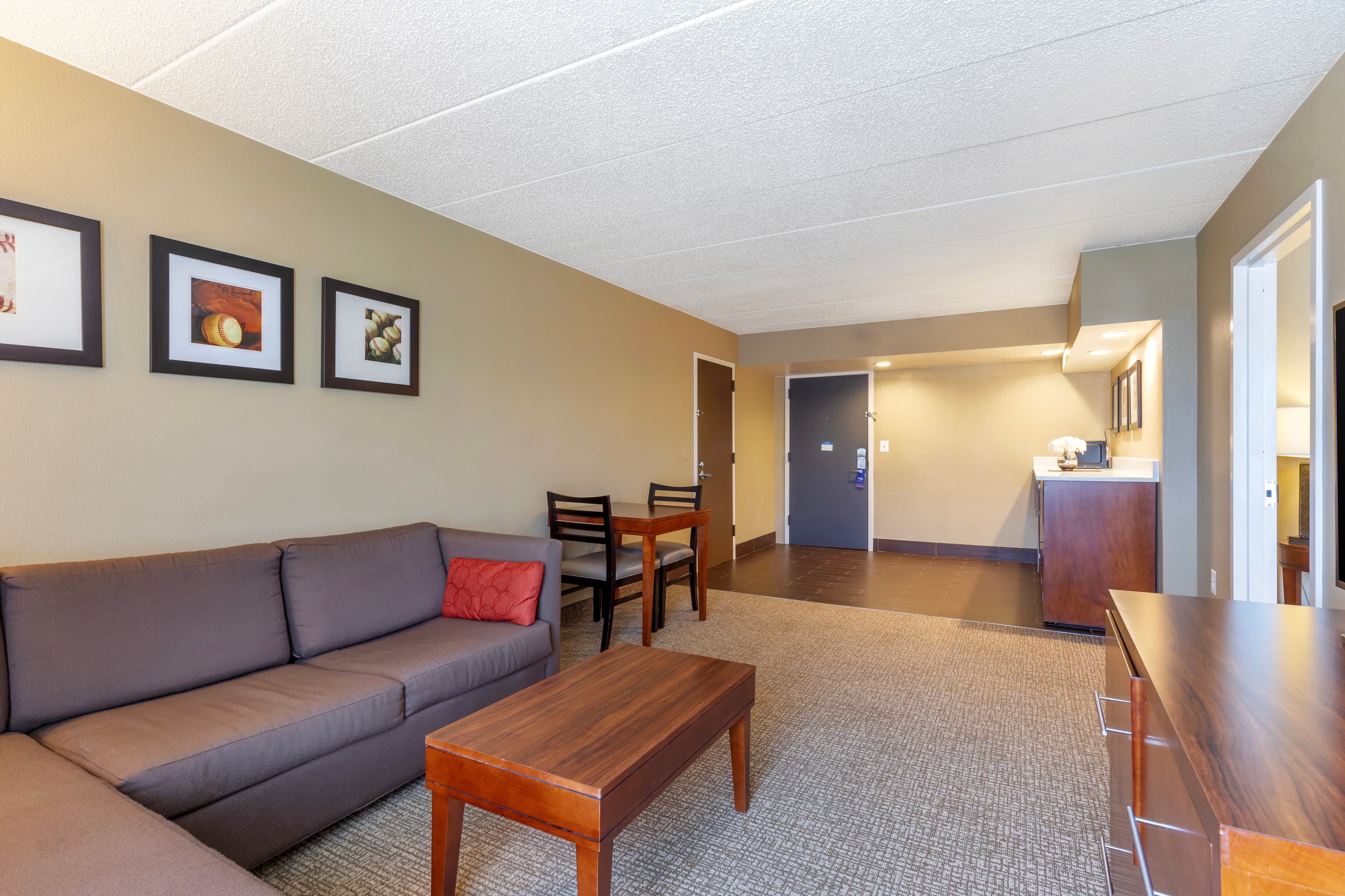 Comfort Inn and Suites Aberdeen near APG — 27