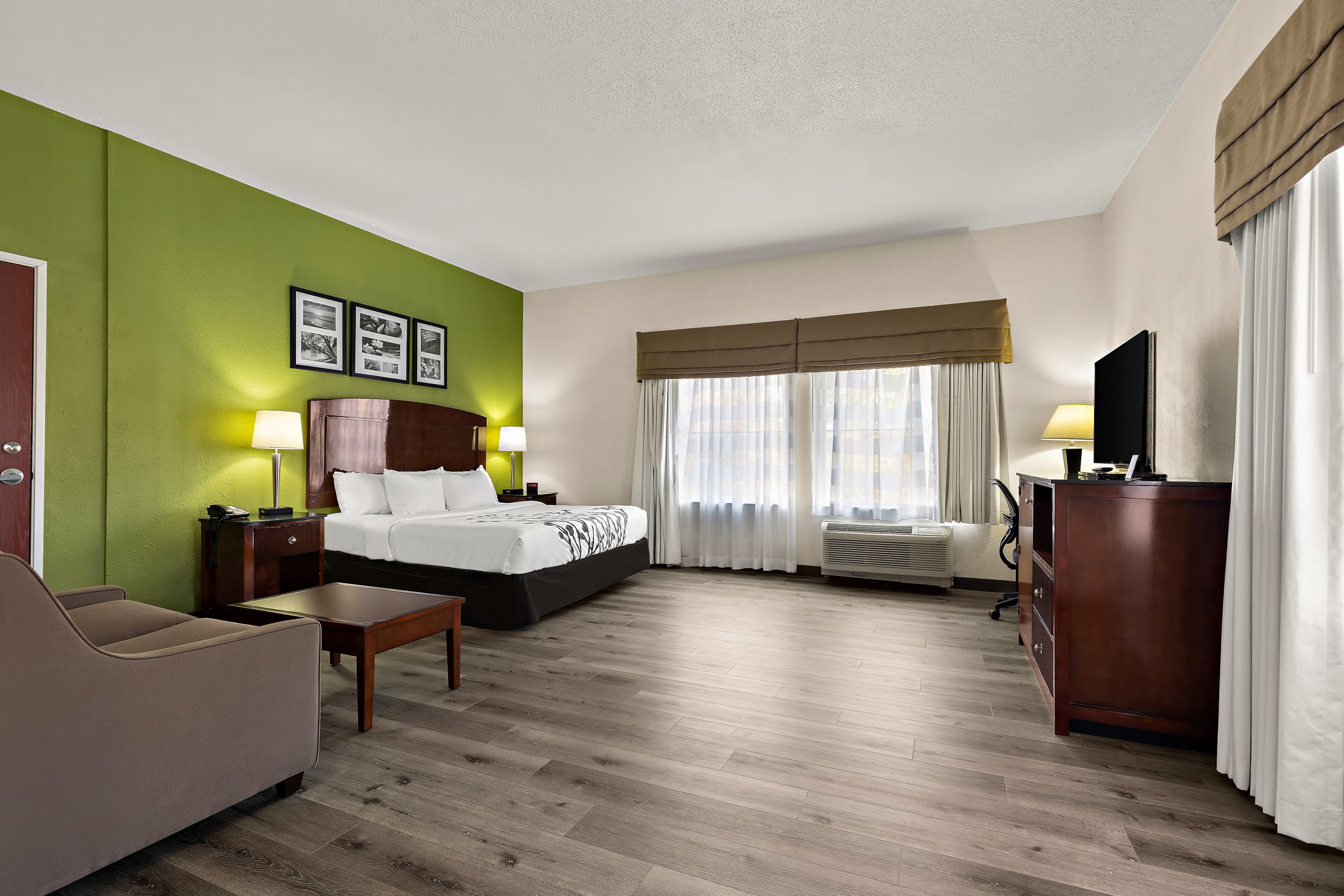 Sleep Inn & Suites near Joint Base Andrews-Washington Area — 14