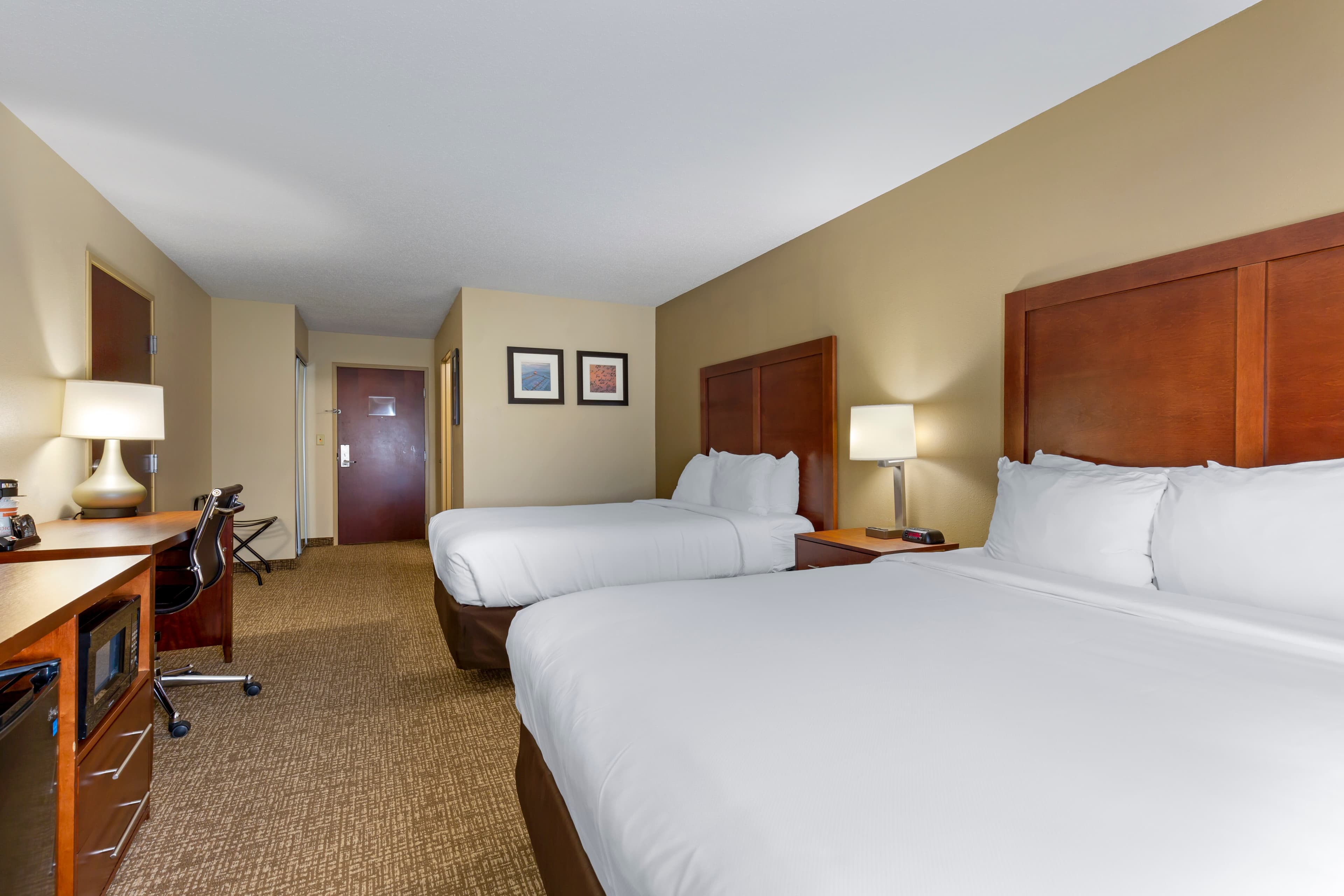 Comfort Inn & Suites Cambridge — 12