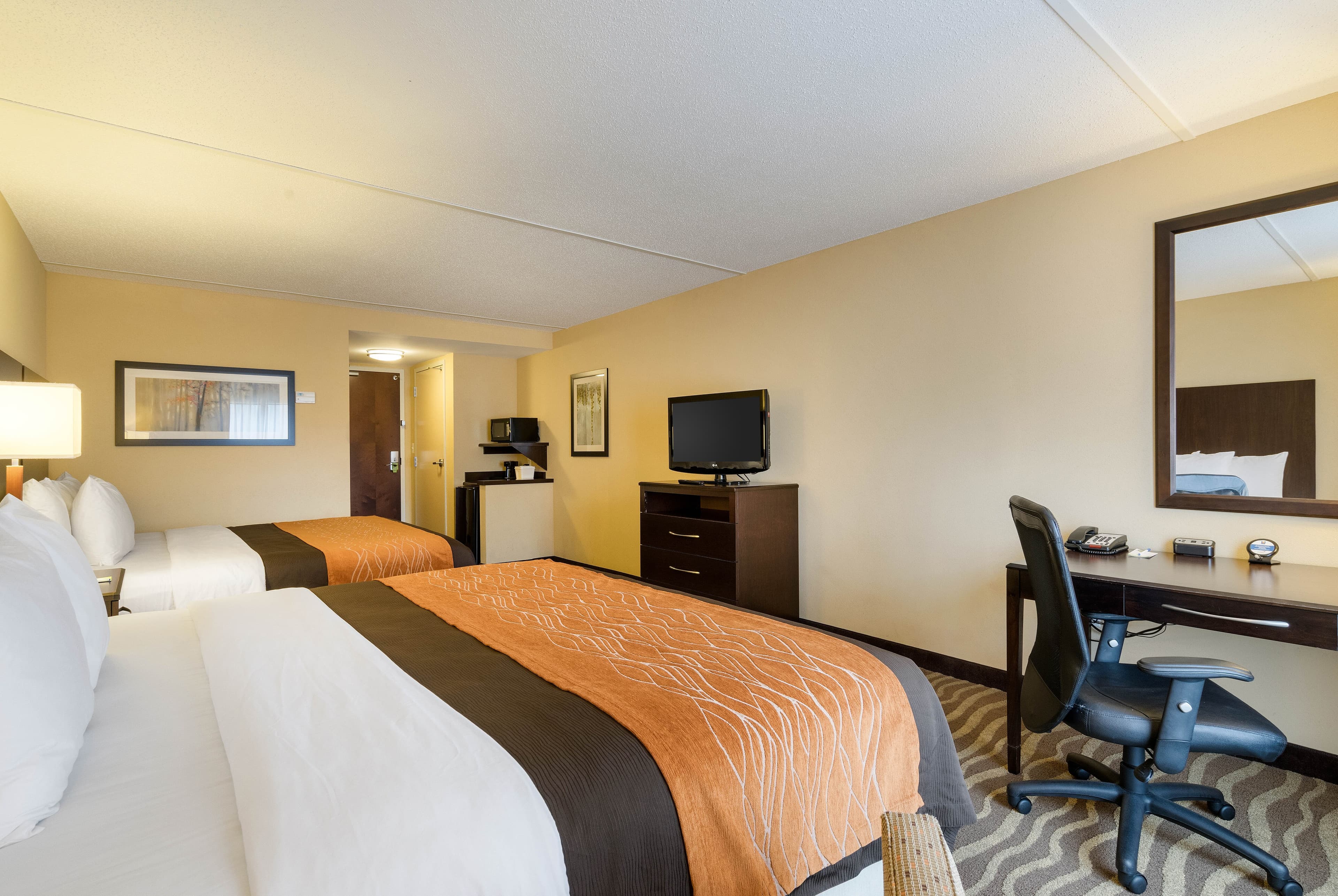 Comfort Inn & Suites Lexington Park near Pax River — 13