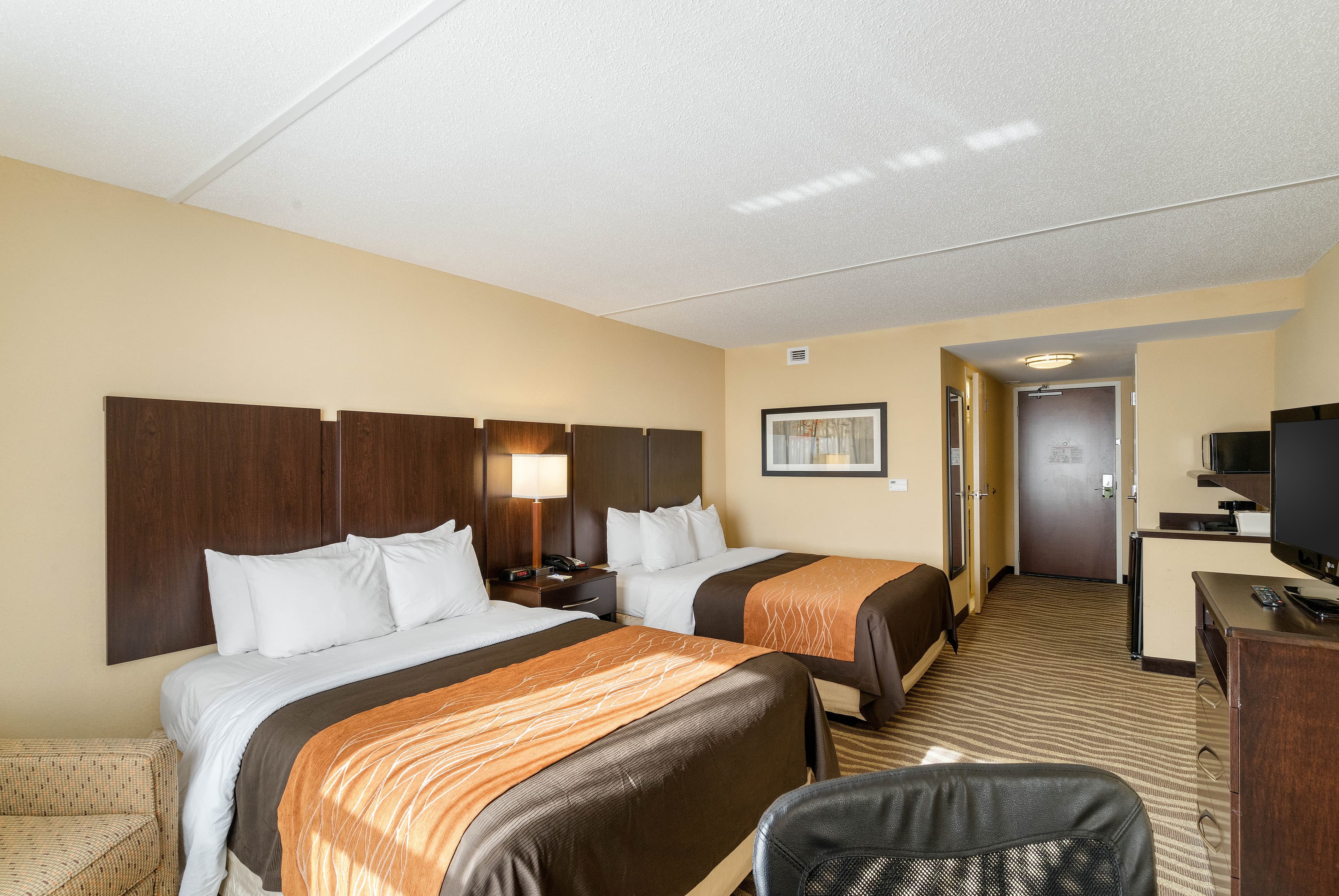 Comfort Inn & Suites Lexington Park near Pax River — 7