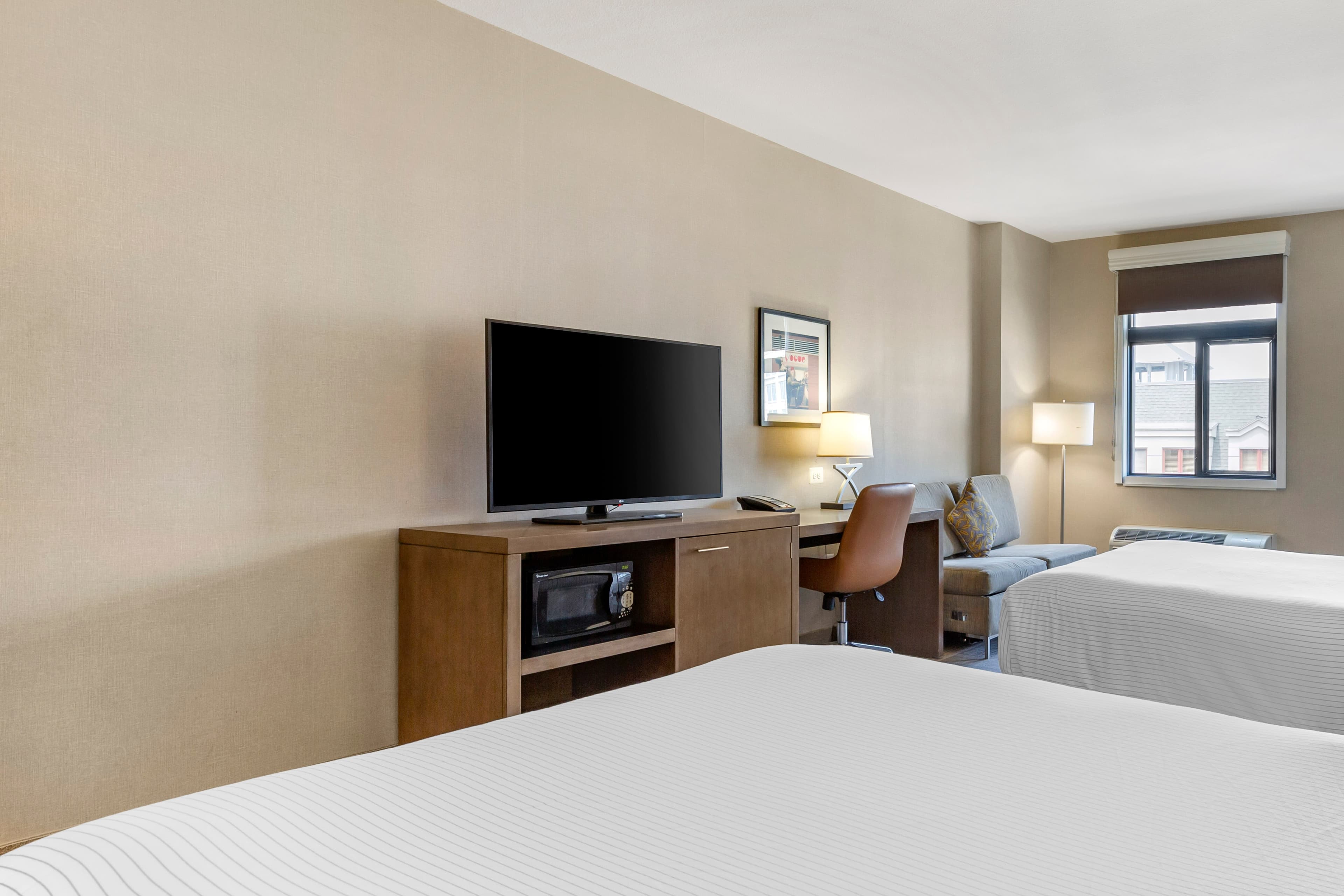 Cambria Hotel Rockville — 23