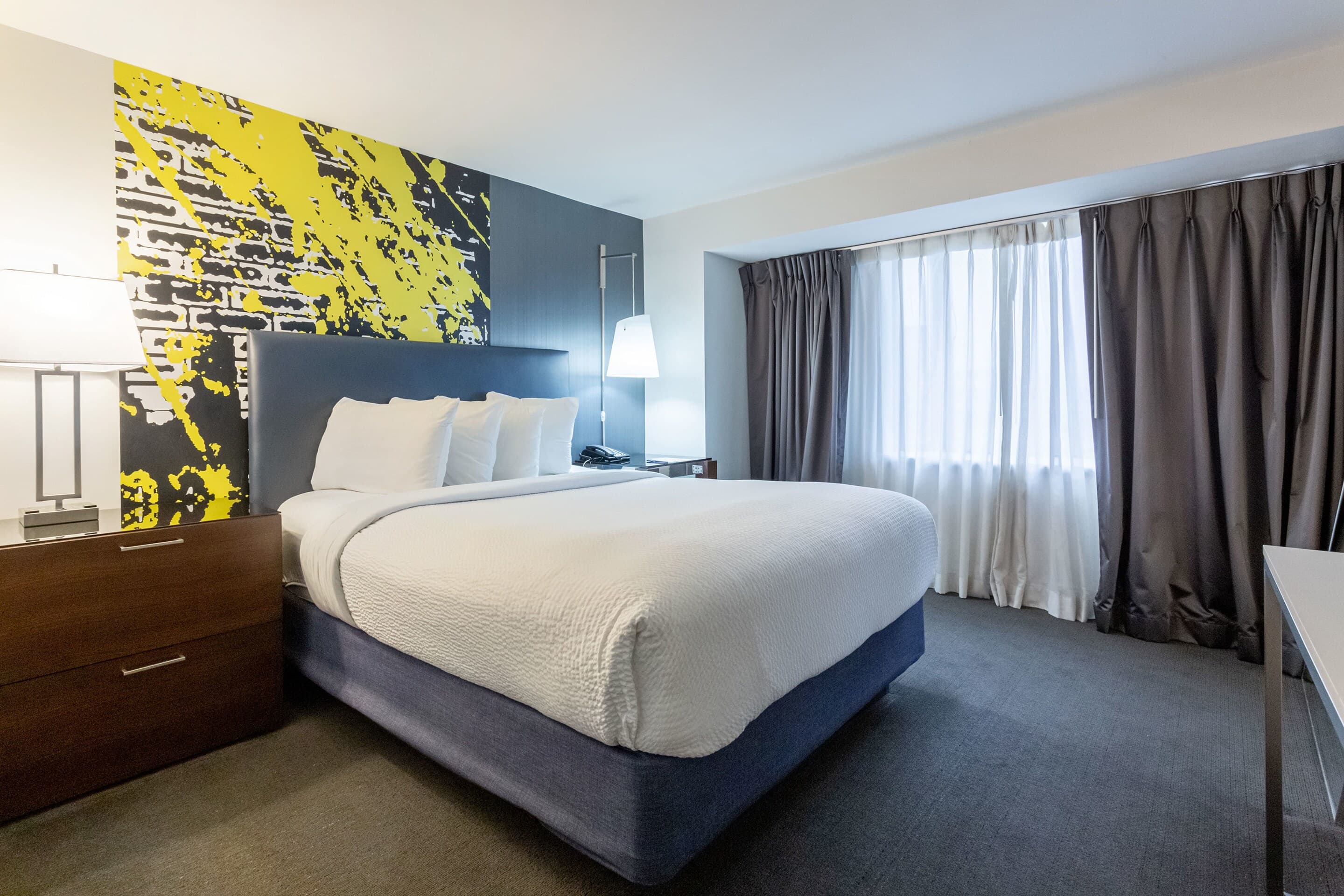 Comfort Inn & Suites Baltimore Inner Harbor — 18
