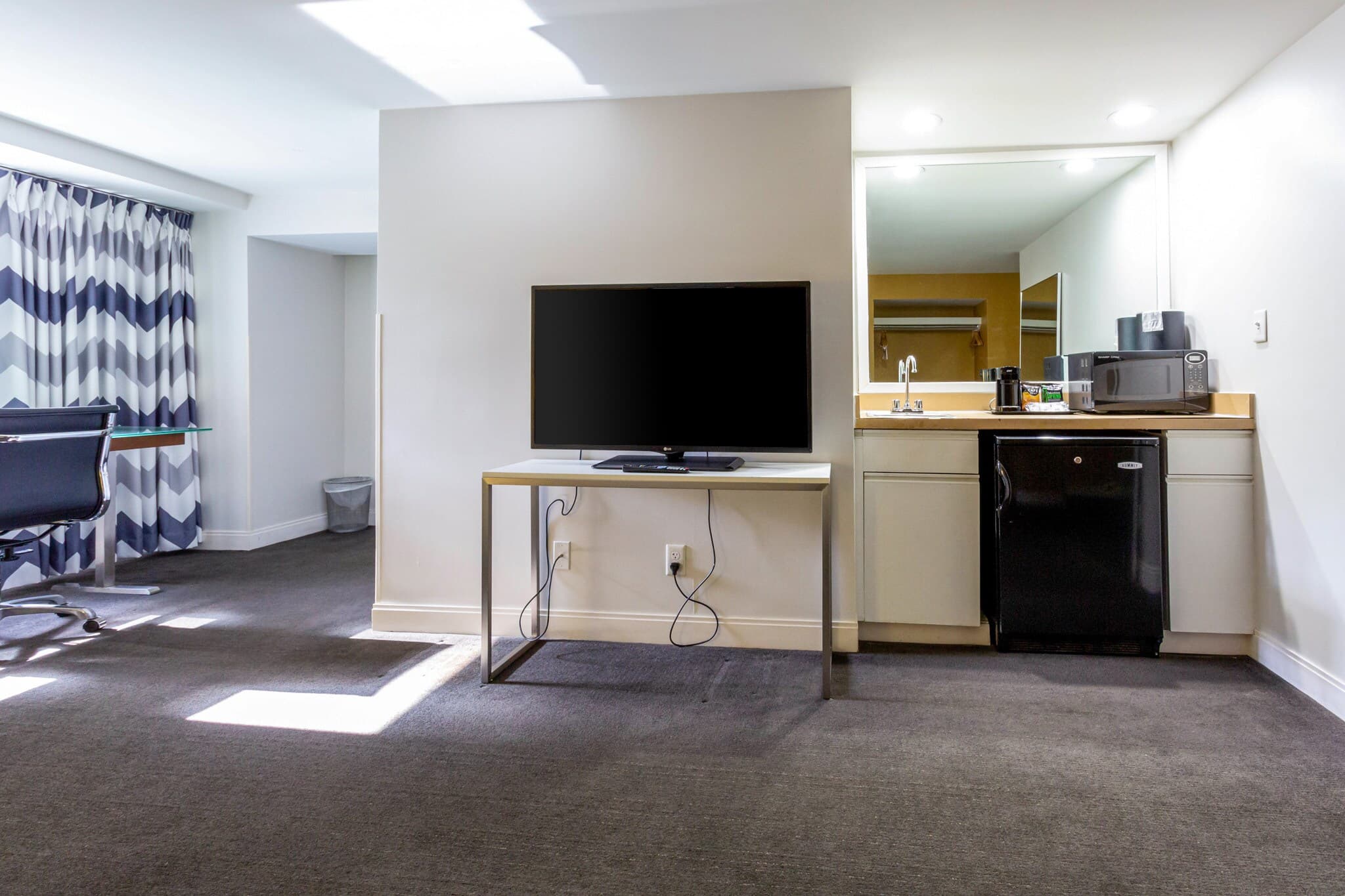 Comfort Inn & Suites Baltimore Inner Harbor — 28