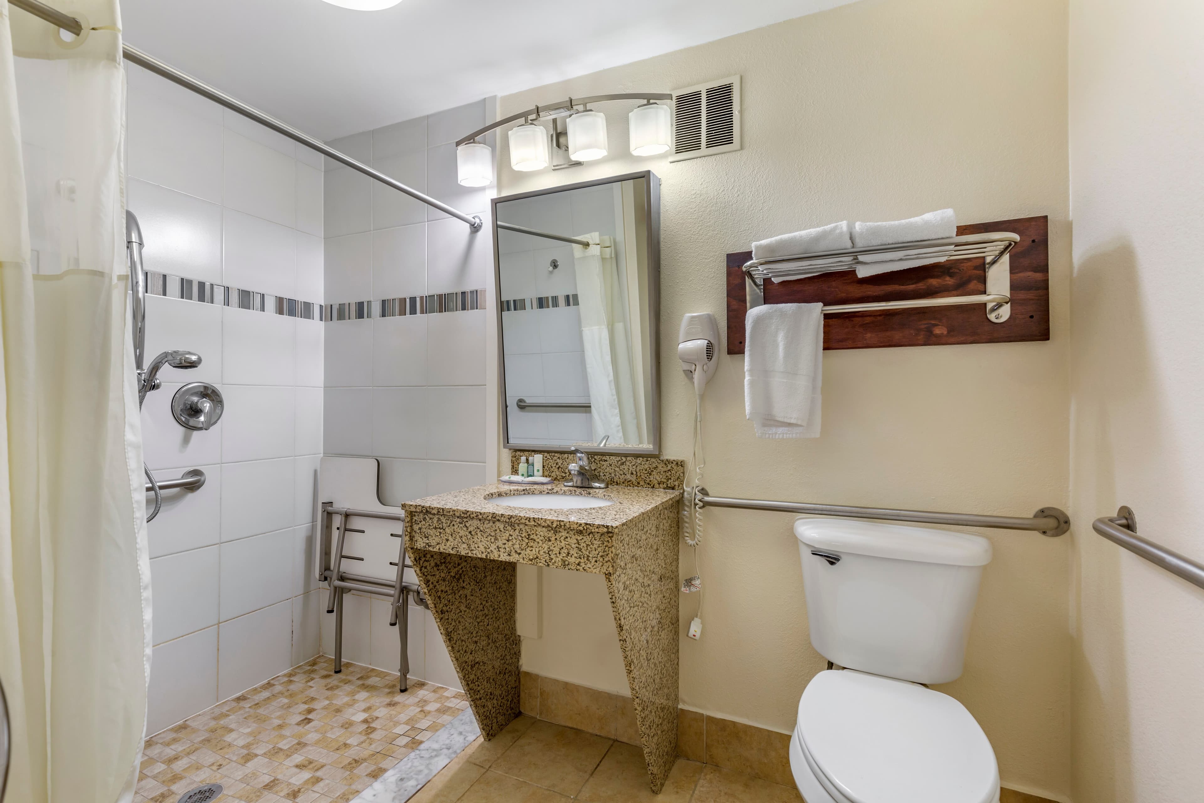 Quality Inn Windsor Mill - Baltimore — 12
